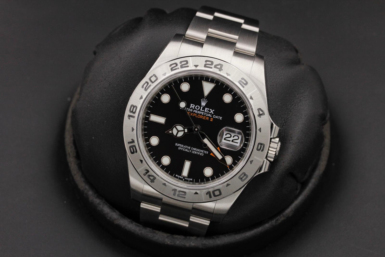 Watch Image 8