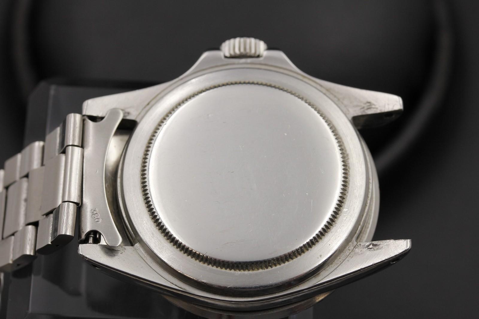 Watch Image 12