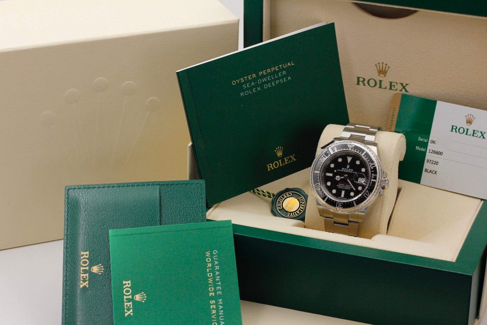 Watch Image 11
