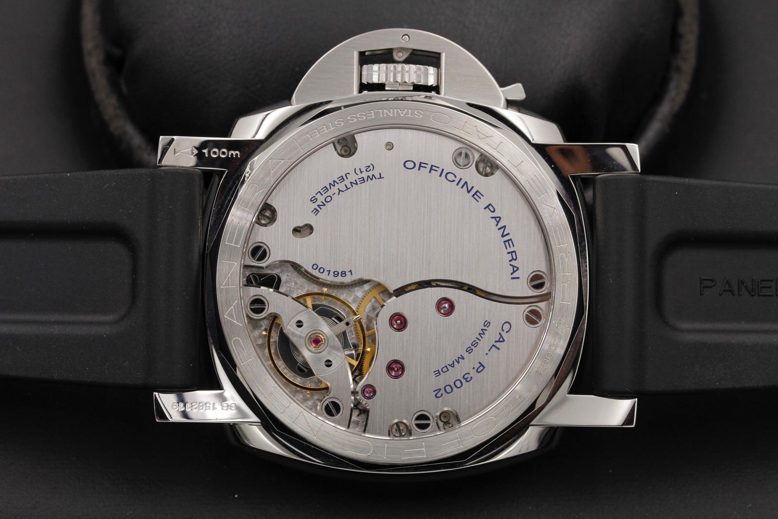 Watch Image 10