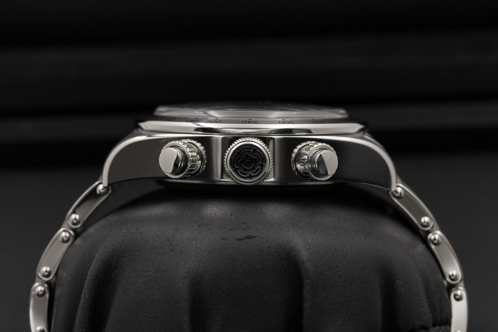 Watch Image 3