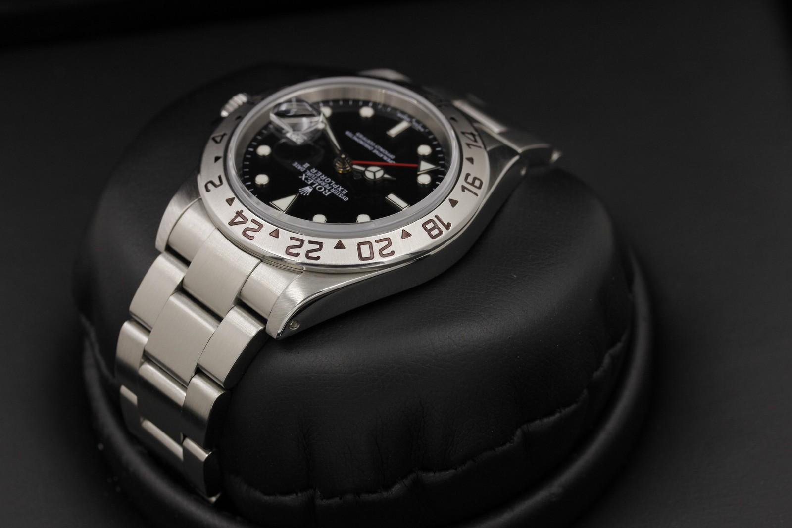Watch Image 5