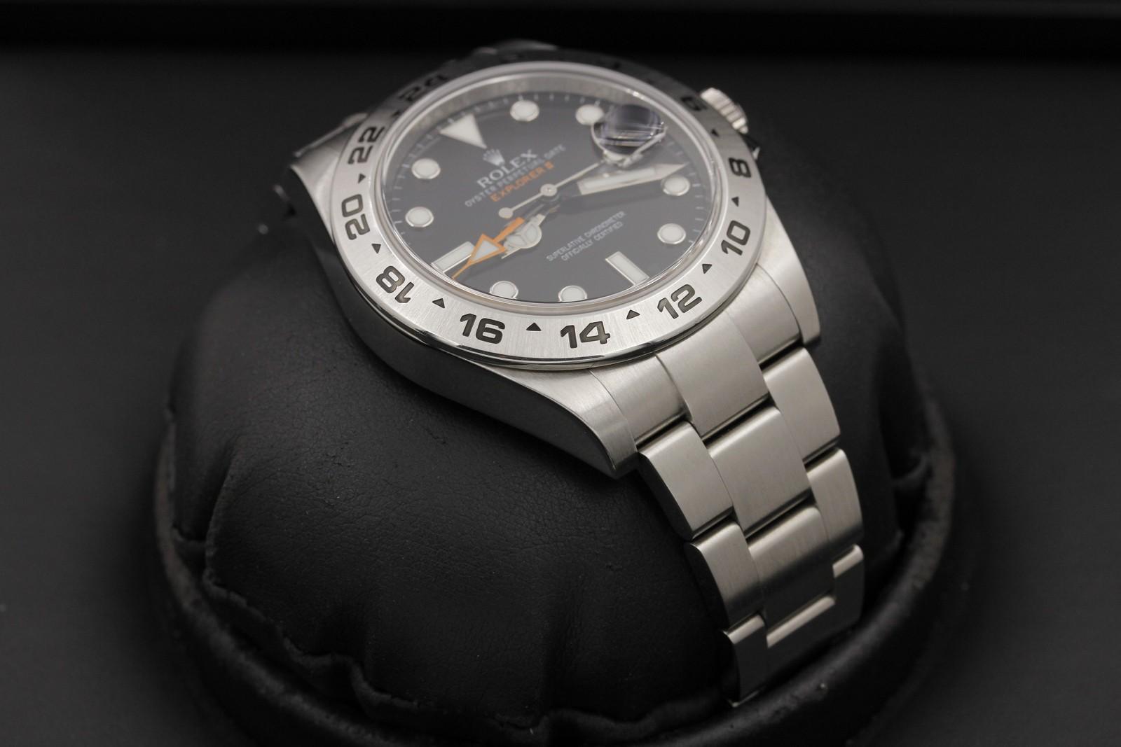 Watch Image 6