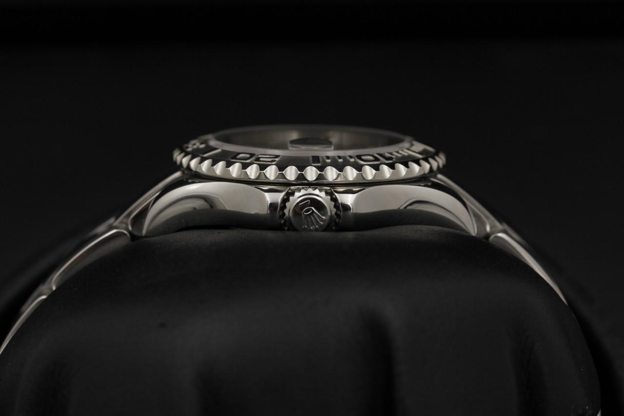 Watch Image 3