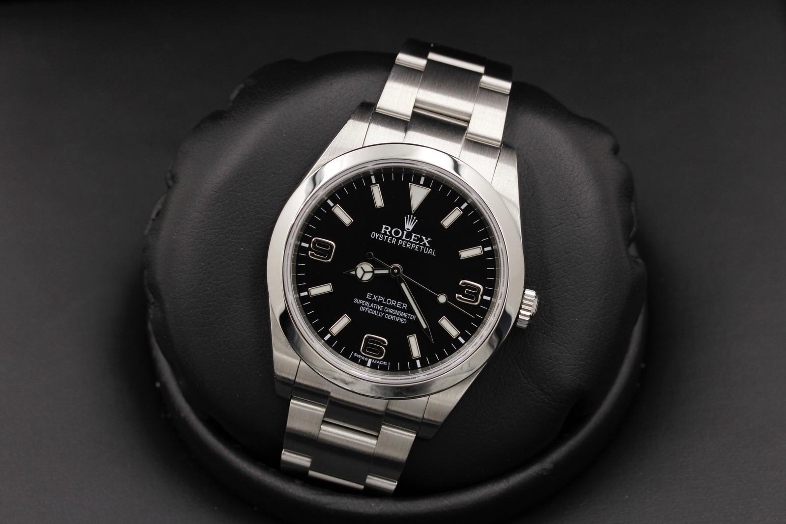 Watch Image 8