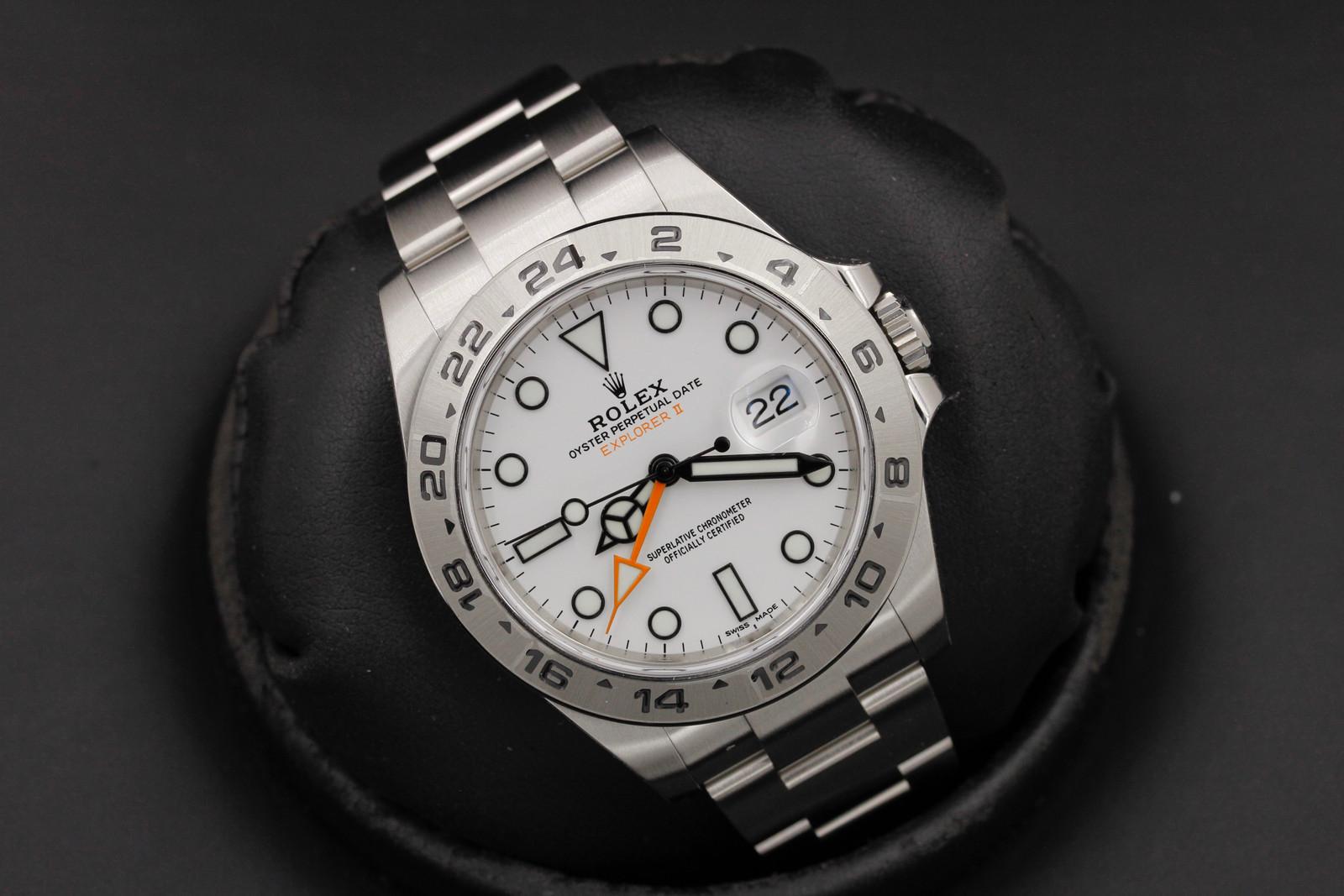 Watch Image 9