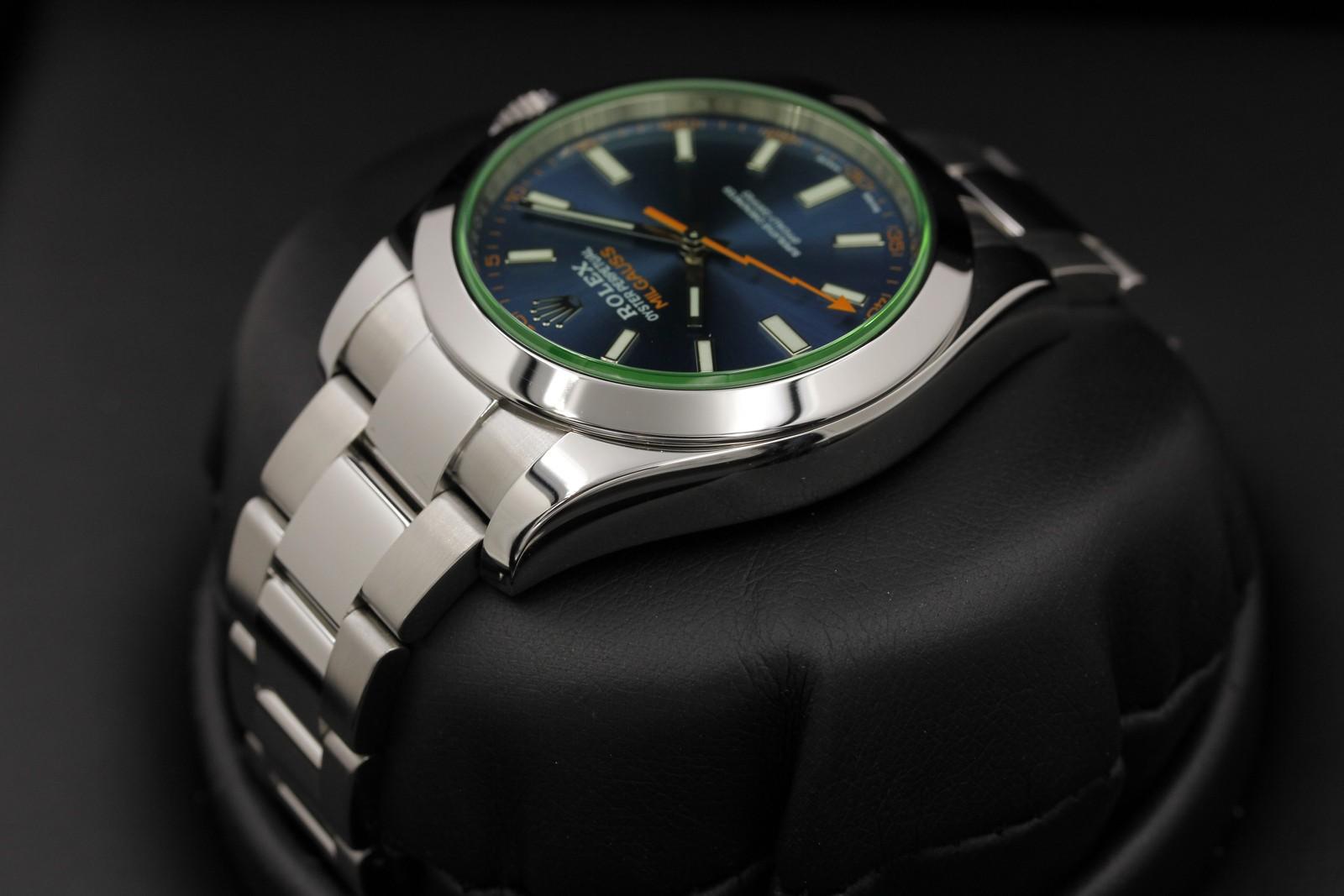Watch Image 5