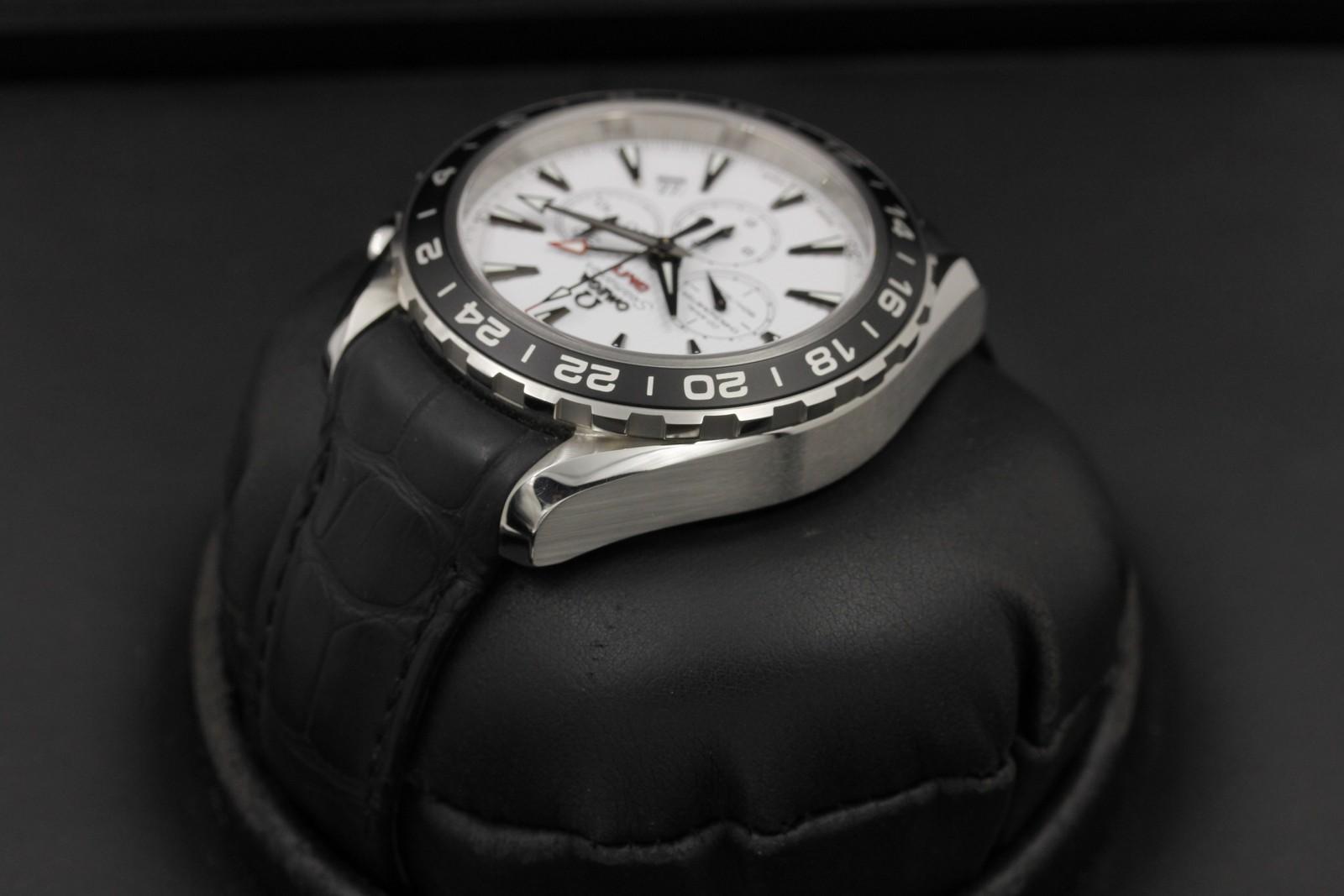 Watch Image 5
