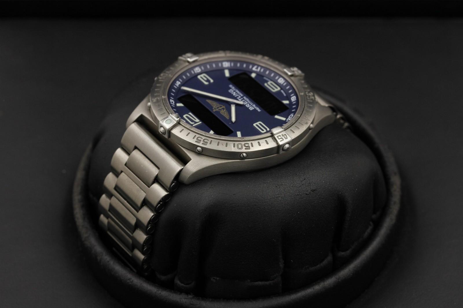 Watch Image 5