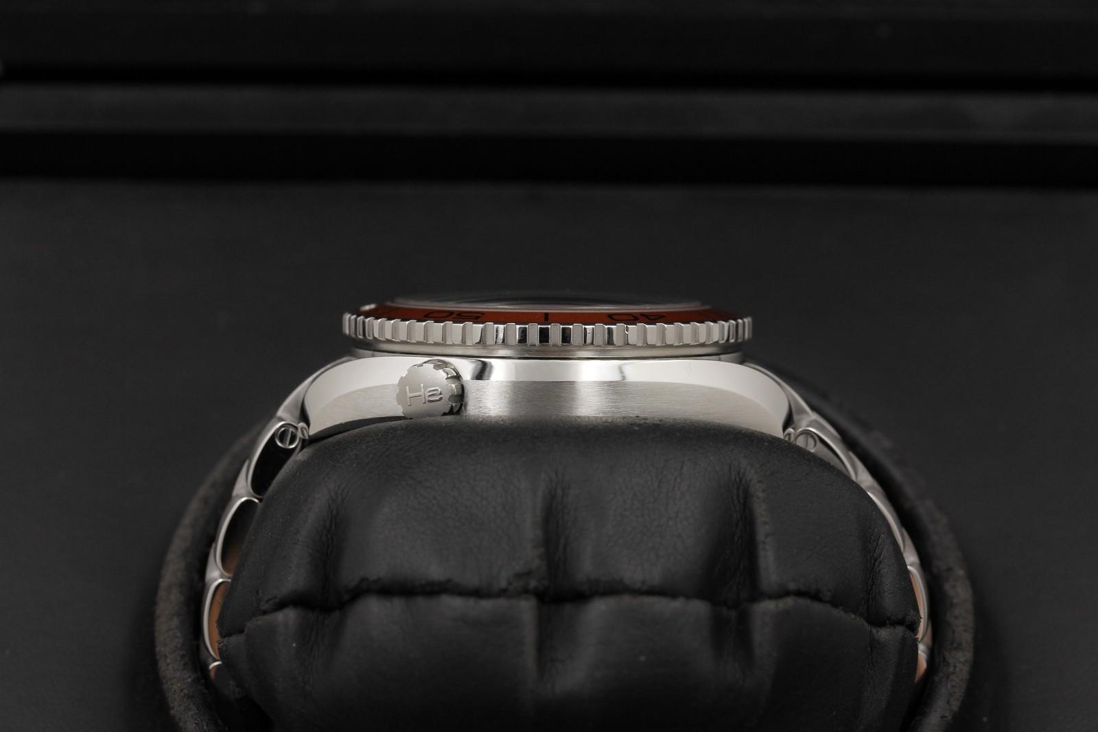 Watch Image 6
