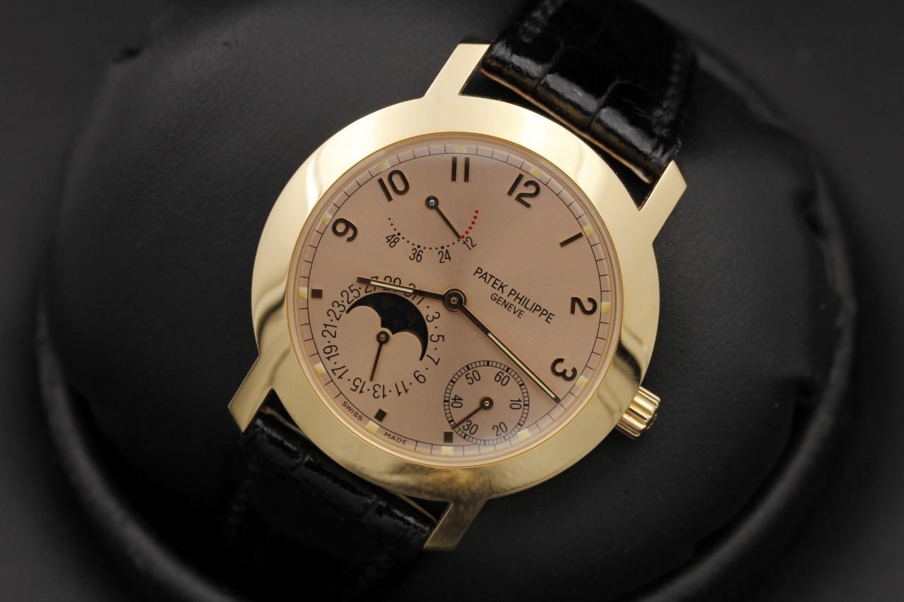 Watch Image 9