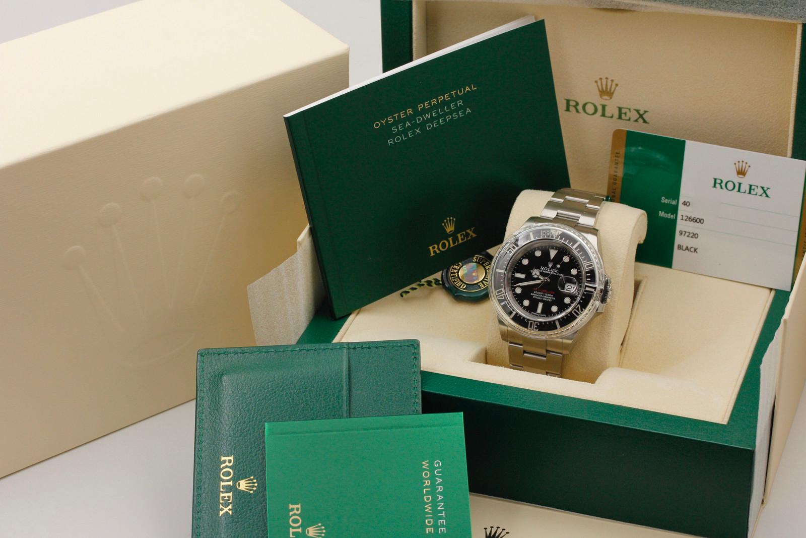Watch Image 11