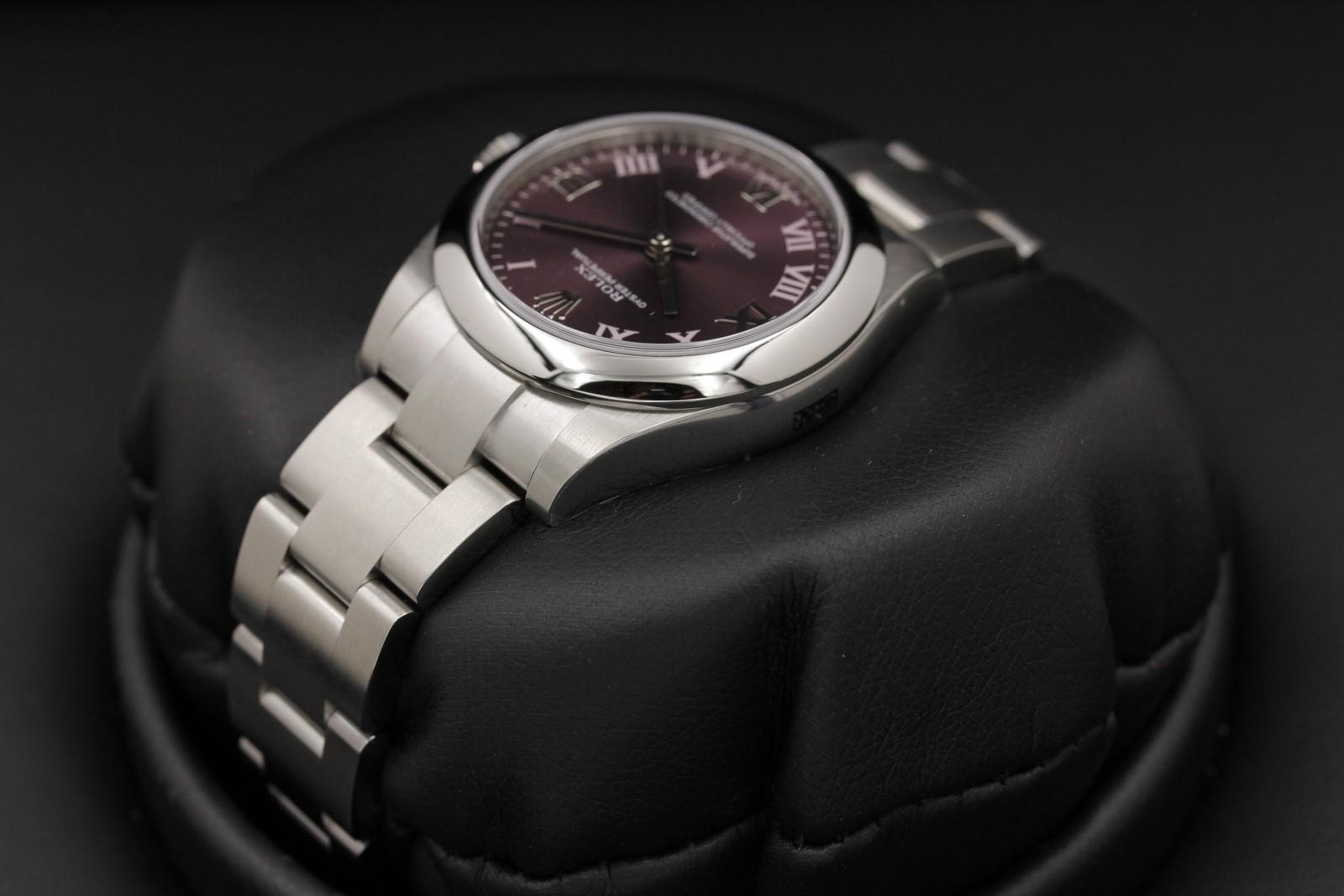 Watch Image 5