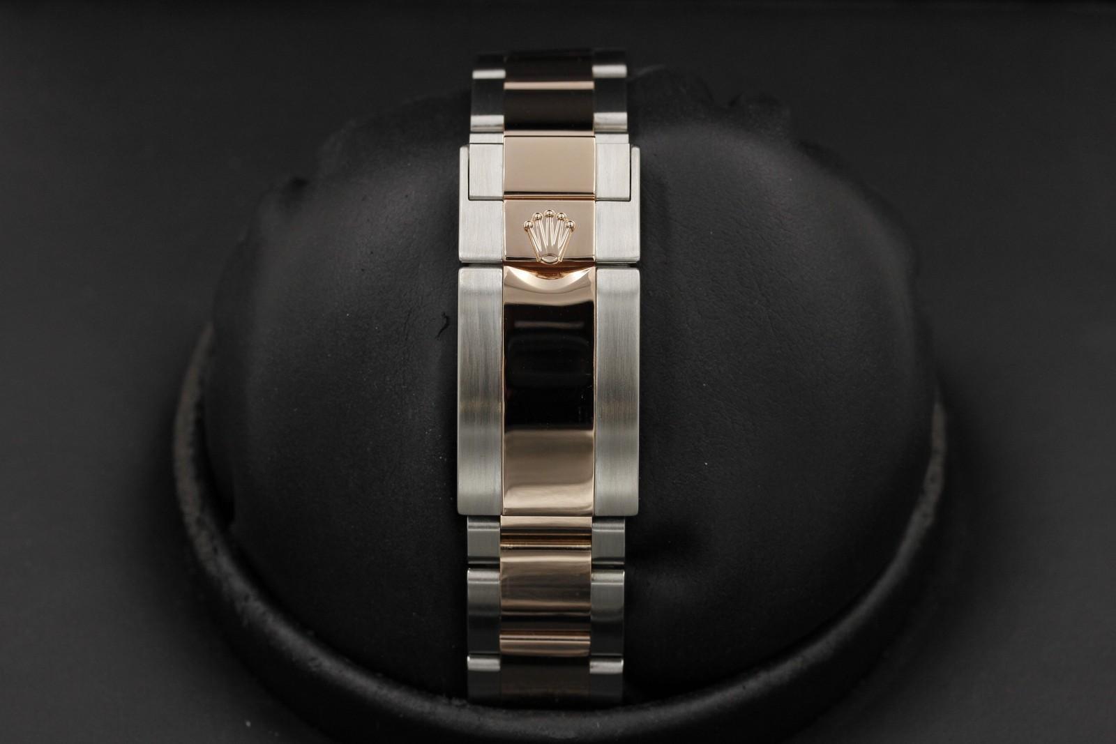 Watch Image 7