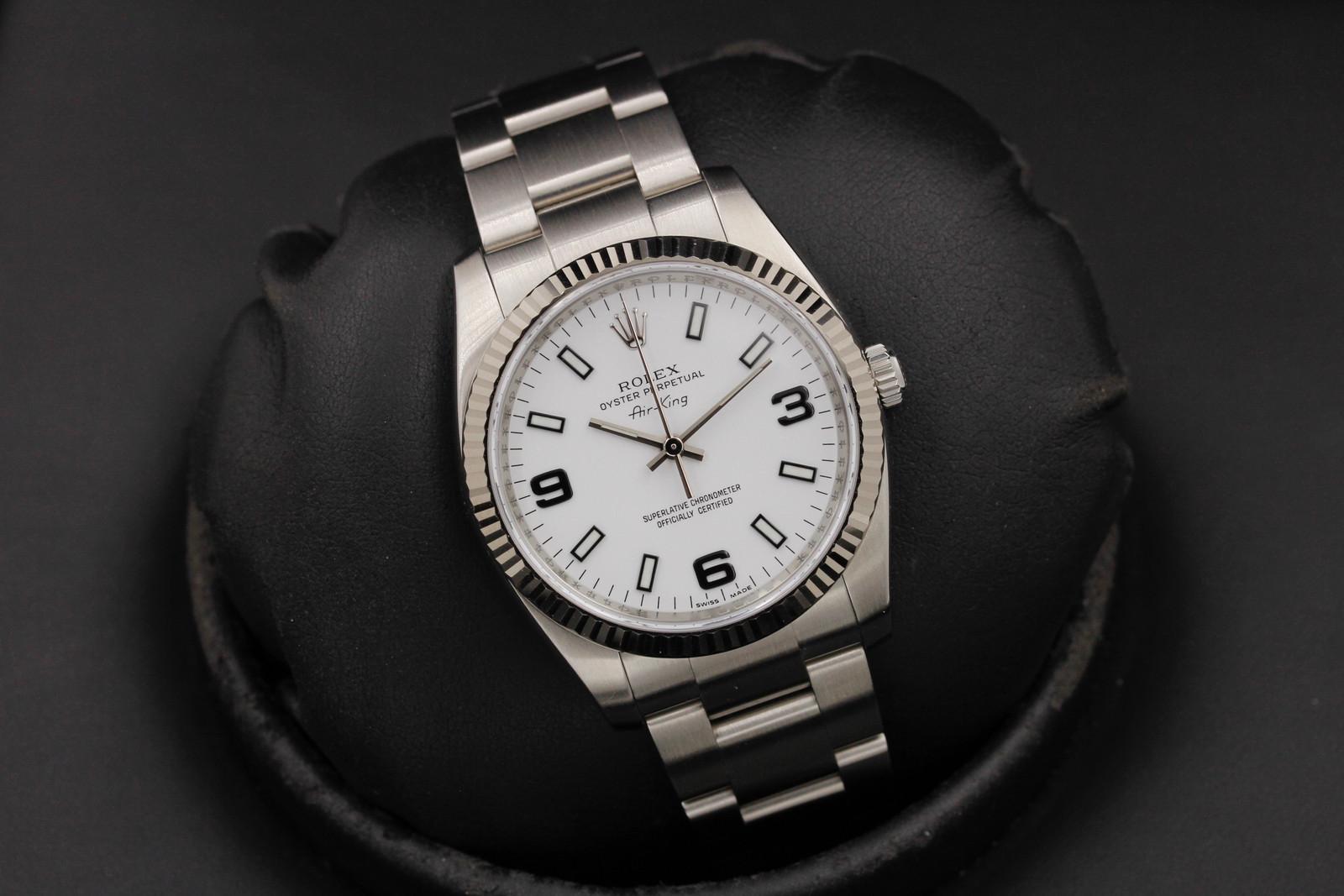 Watch Image 9