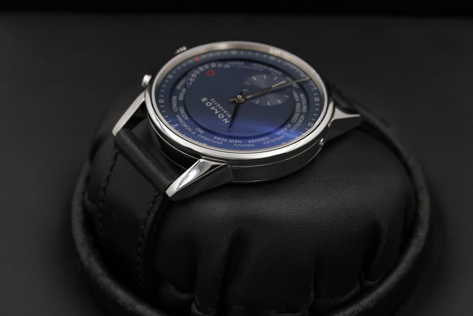 Watch Image 5
