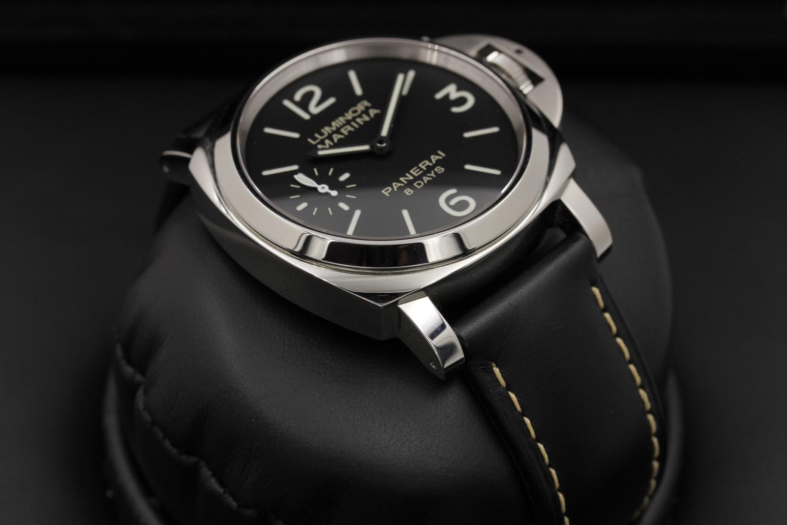Watch Image 6