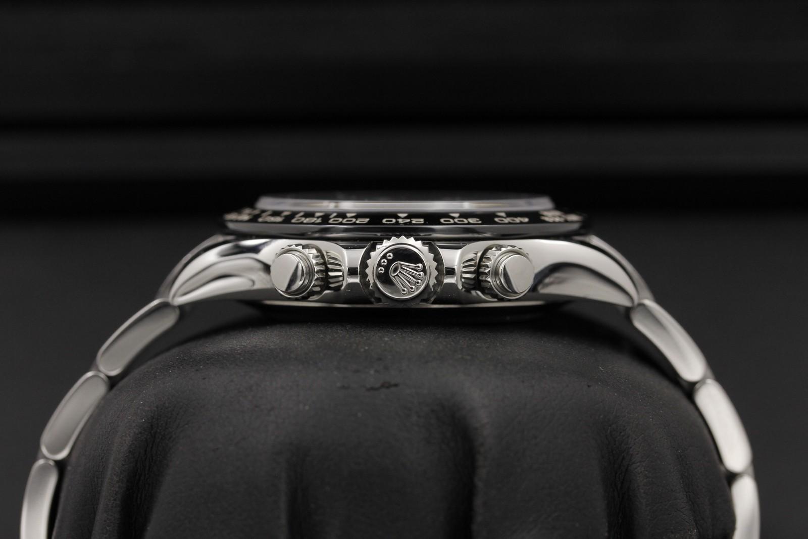 Watch Image 3