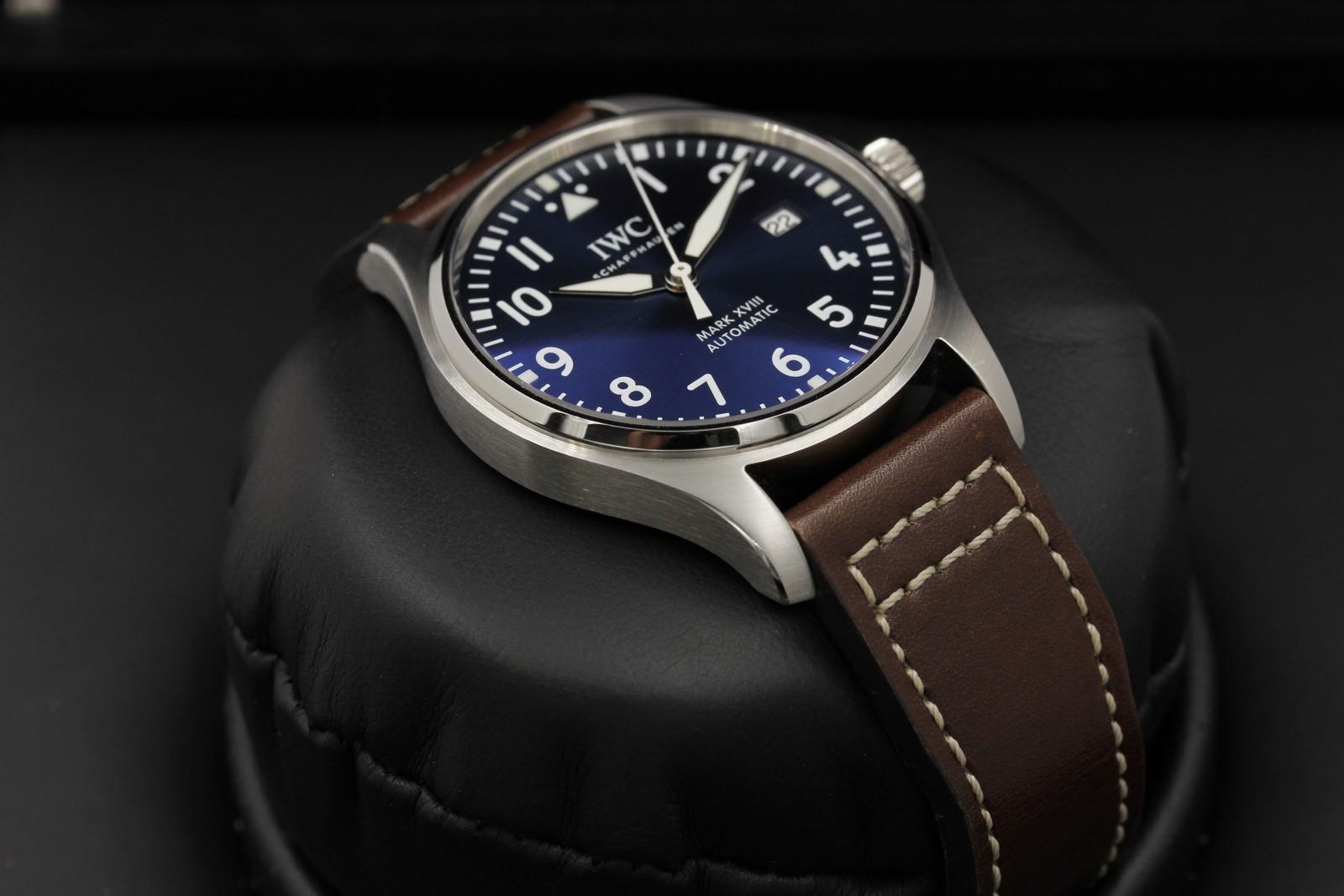 Watch Image 6