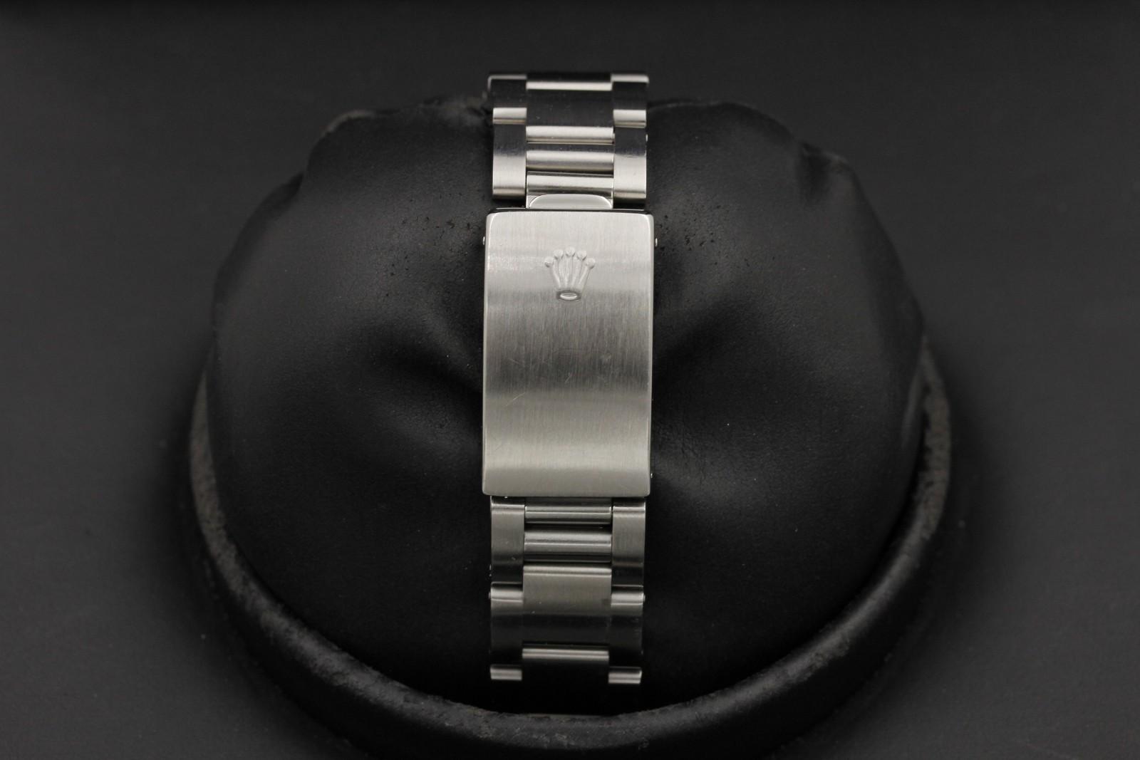 Watch Image 7