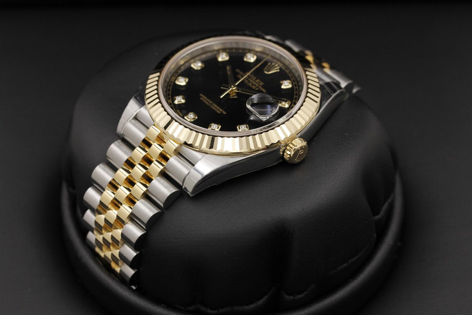 Watch Image 2