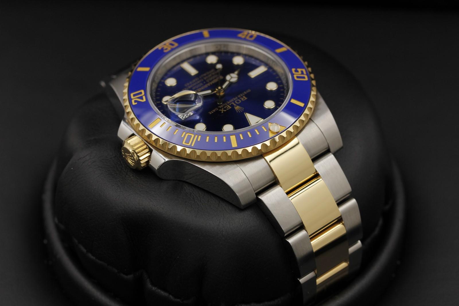 Watch Image 4
