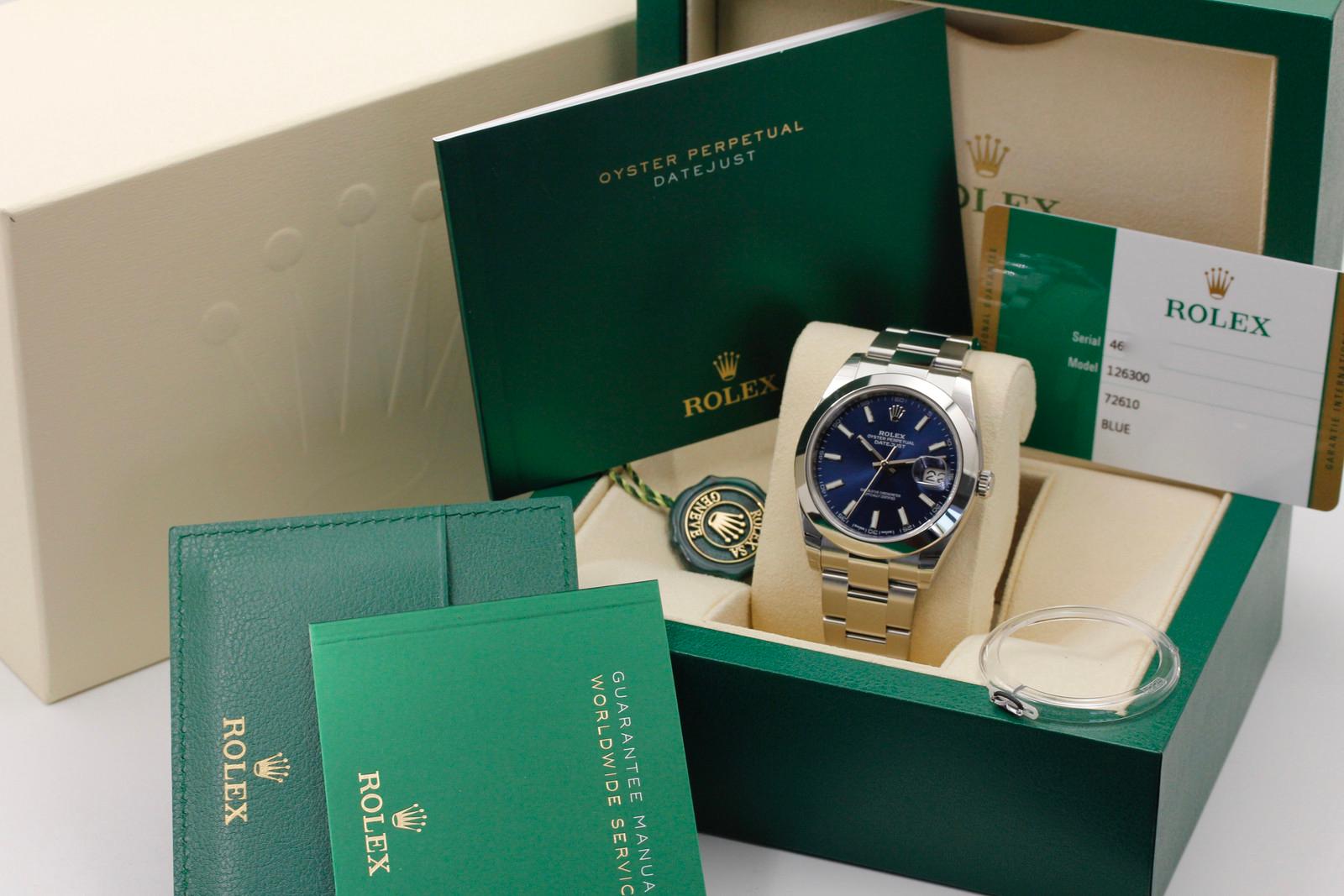 Watch Image 11