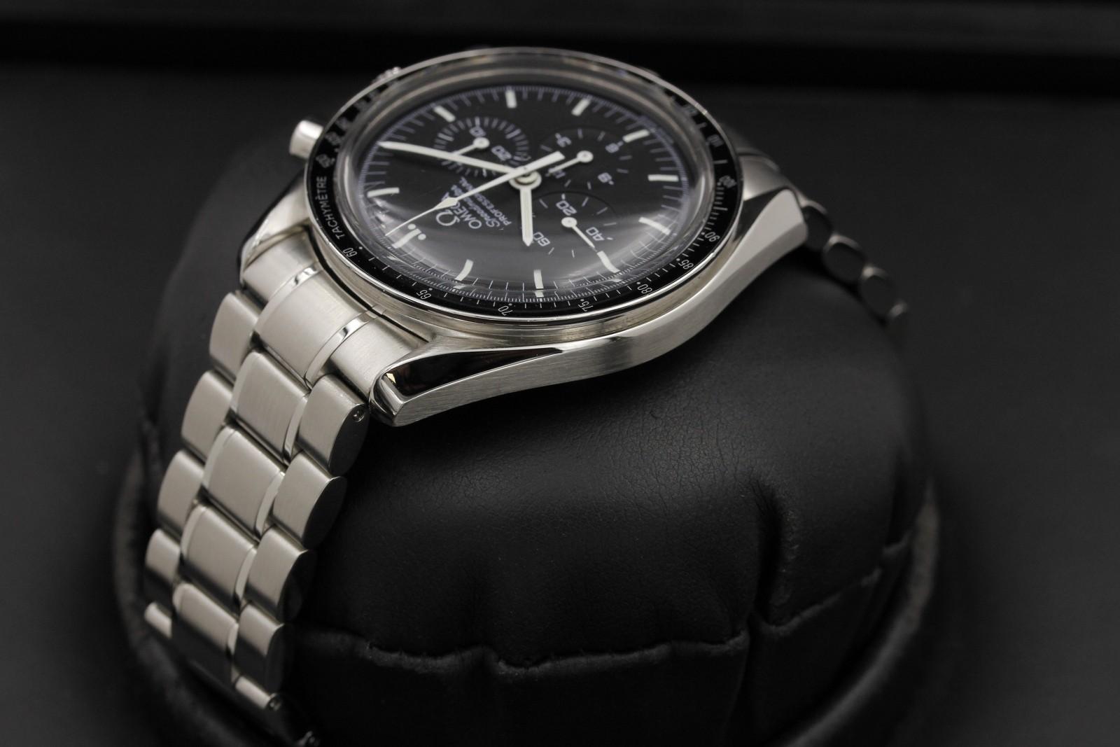 Watch Image 5
