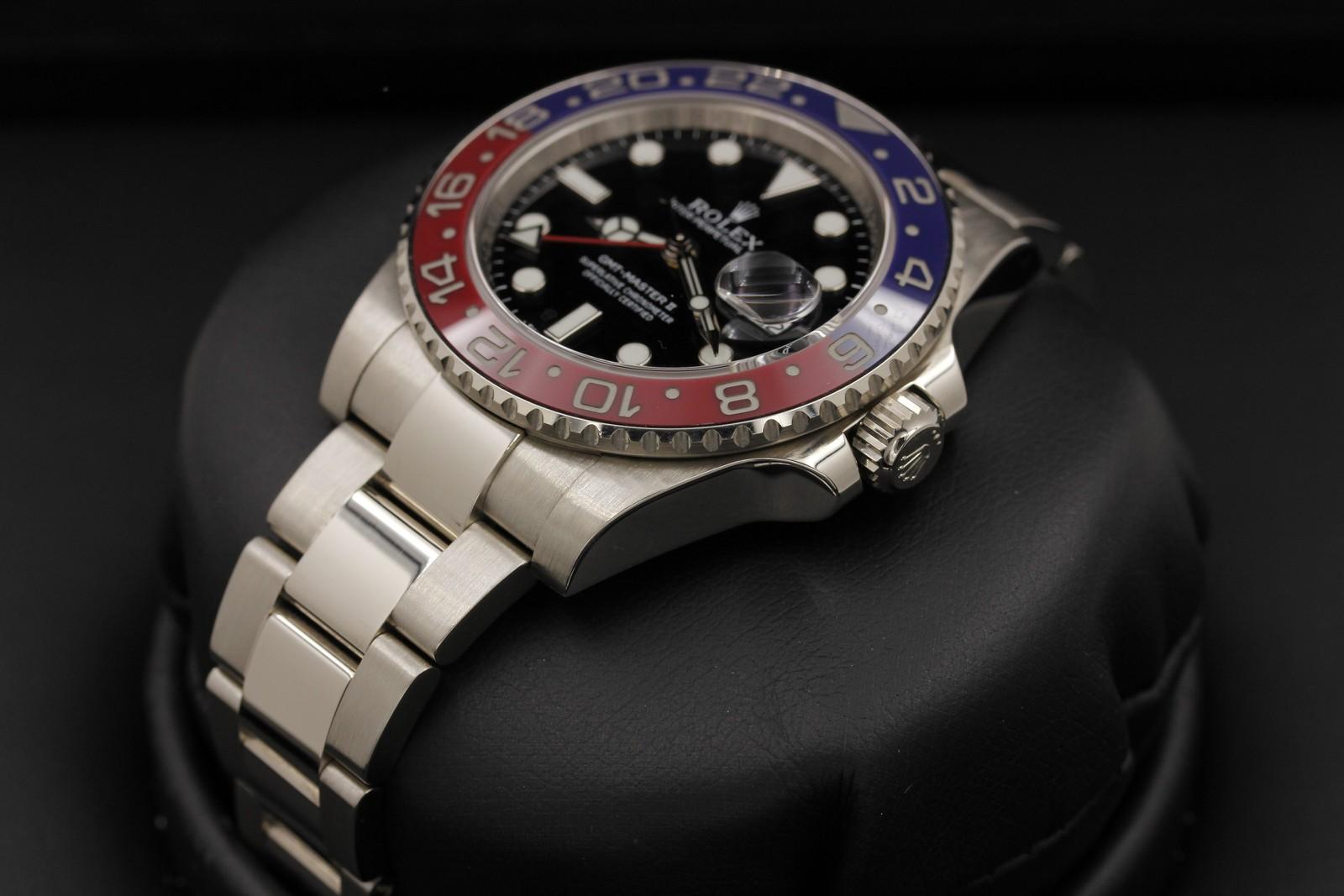 Watch Image 2
