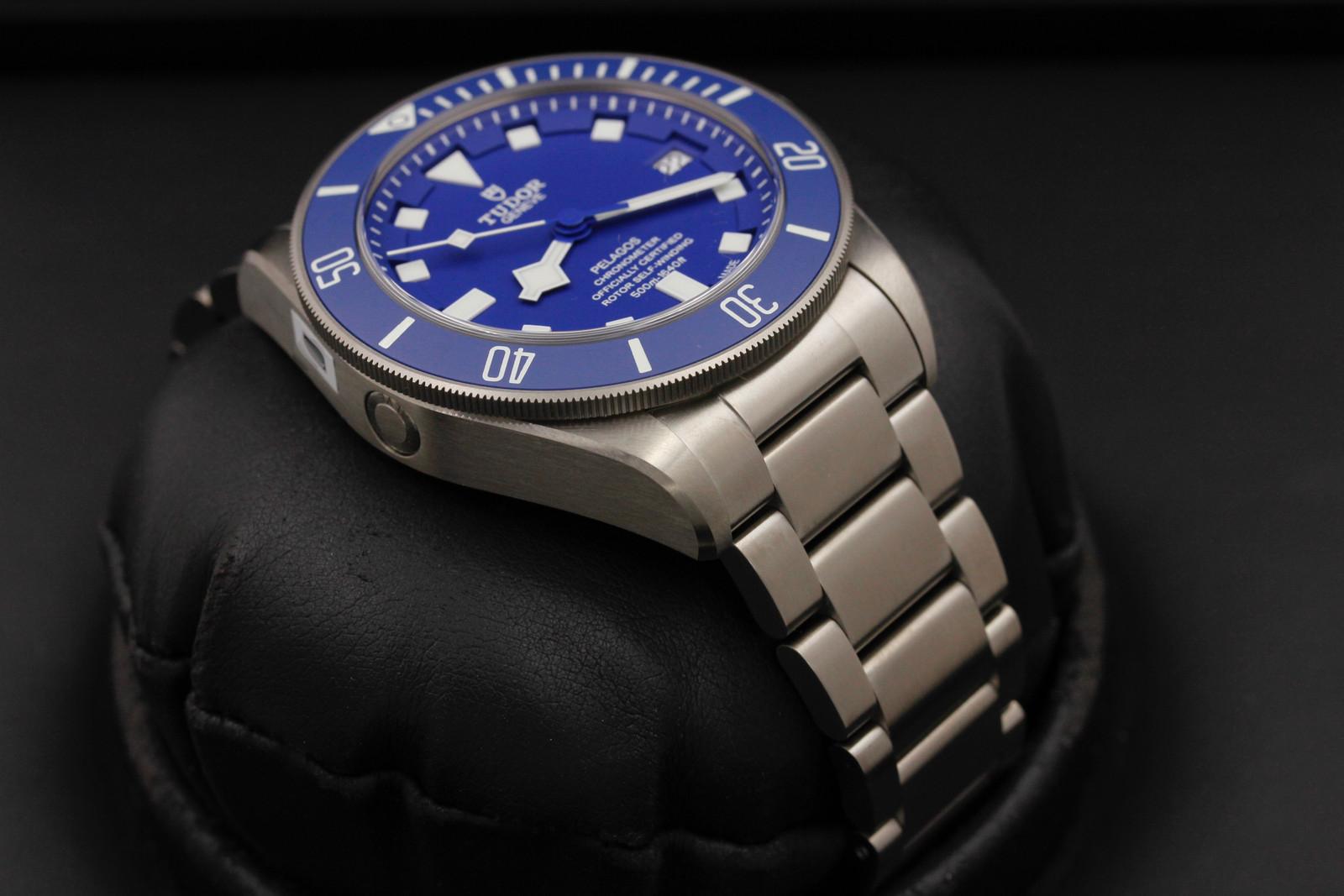 Watch Image 6