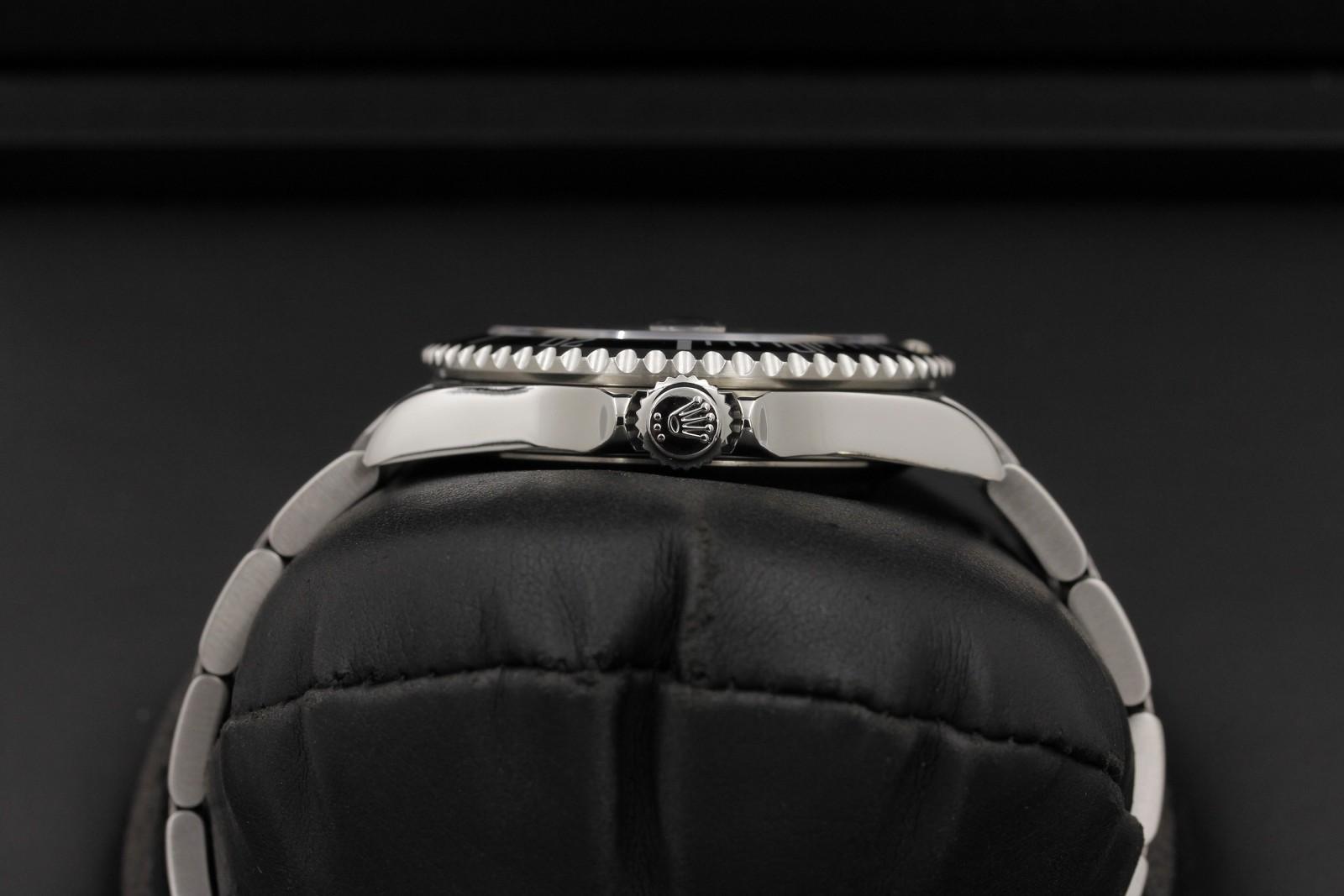 Watch Image 3