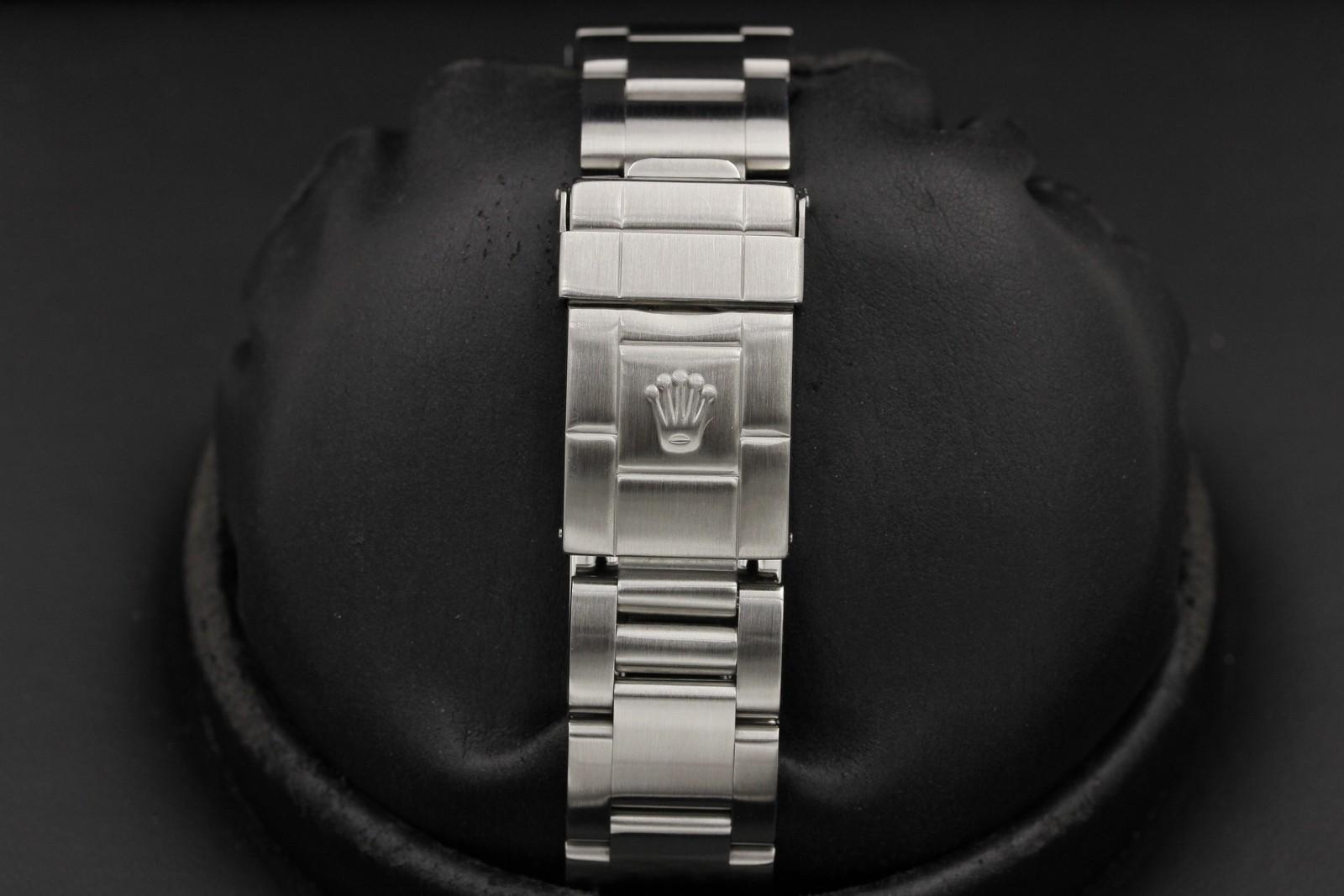 Watch Image 7