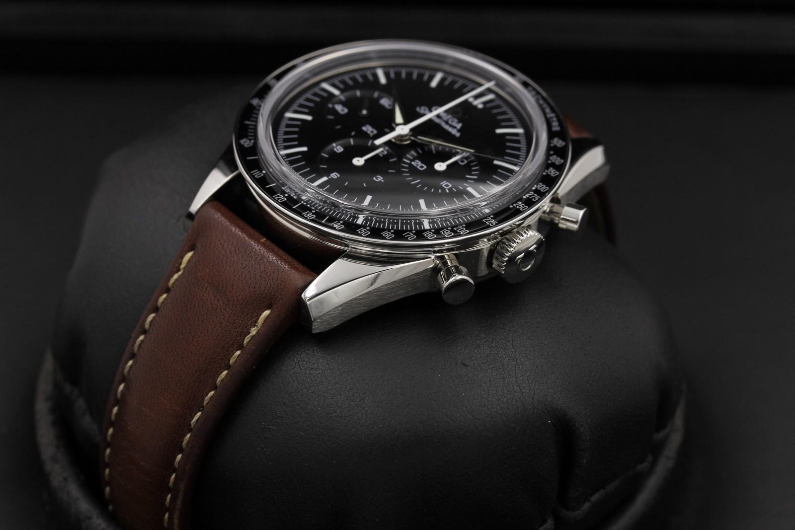 Watch Image 2