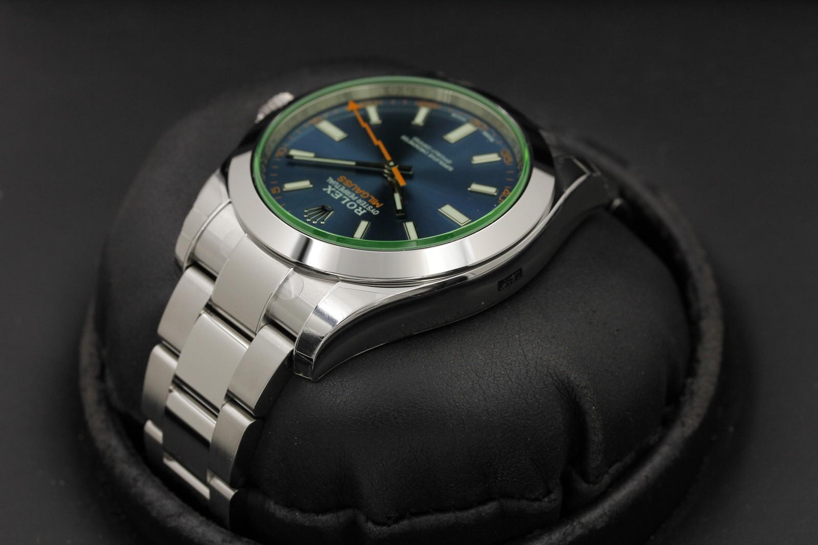 Watch Image 5