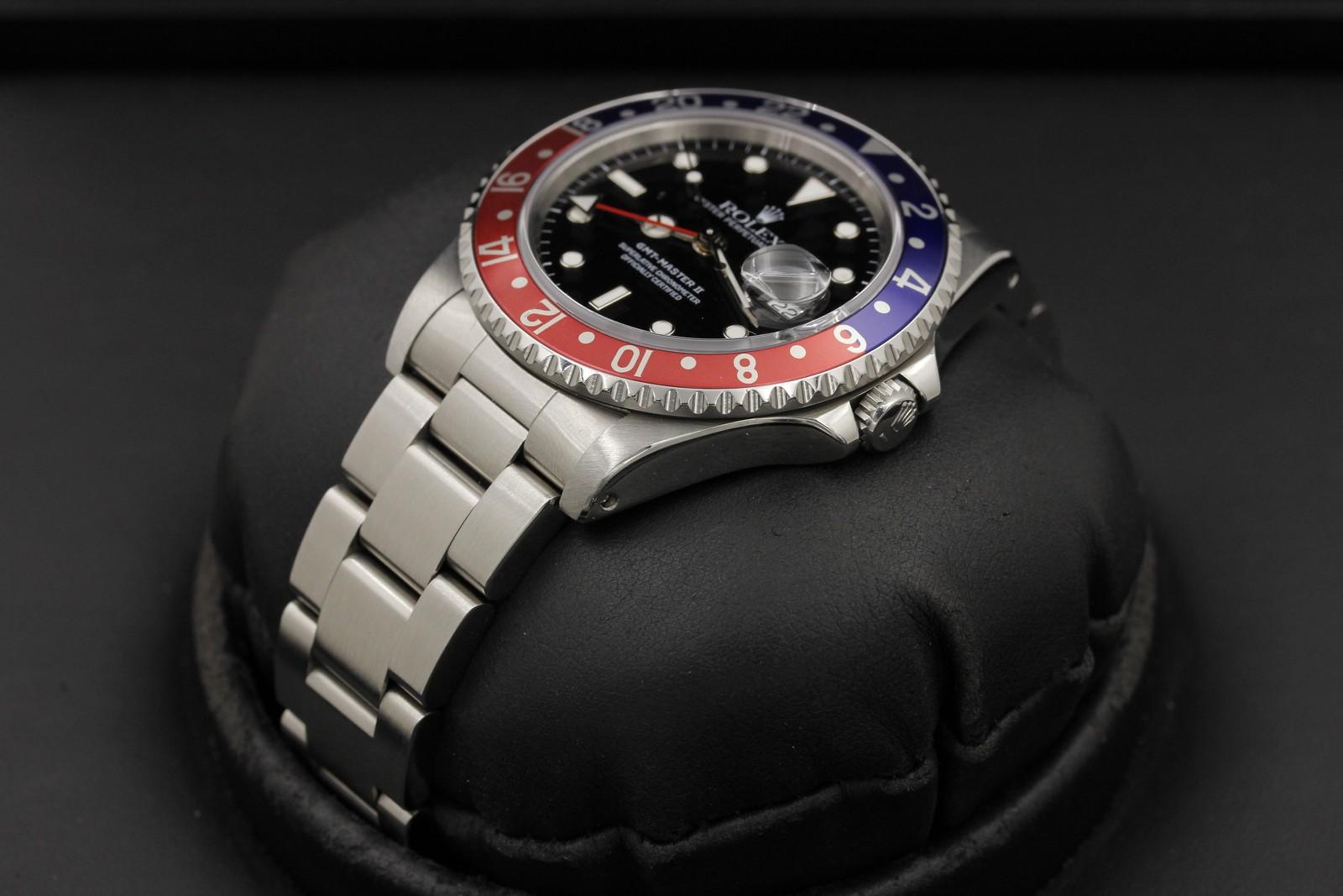 Watch Image 2
