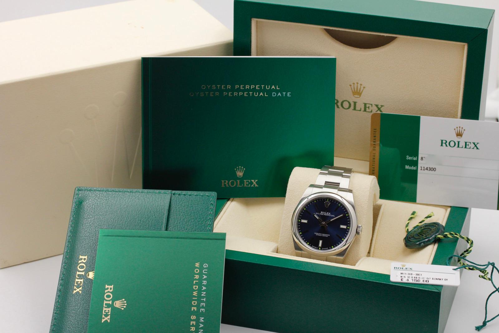 Watch Image 12