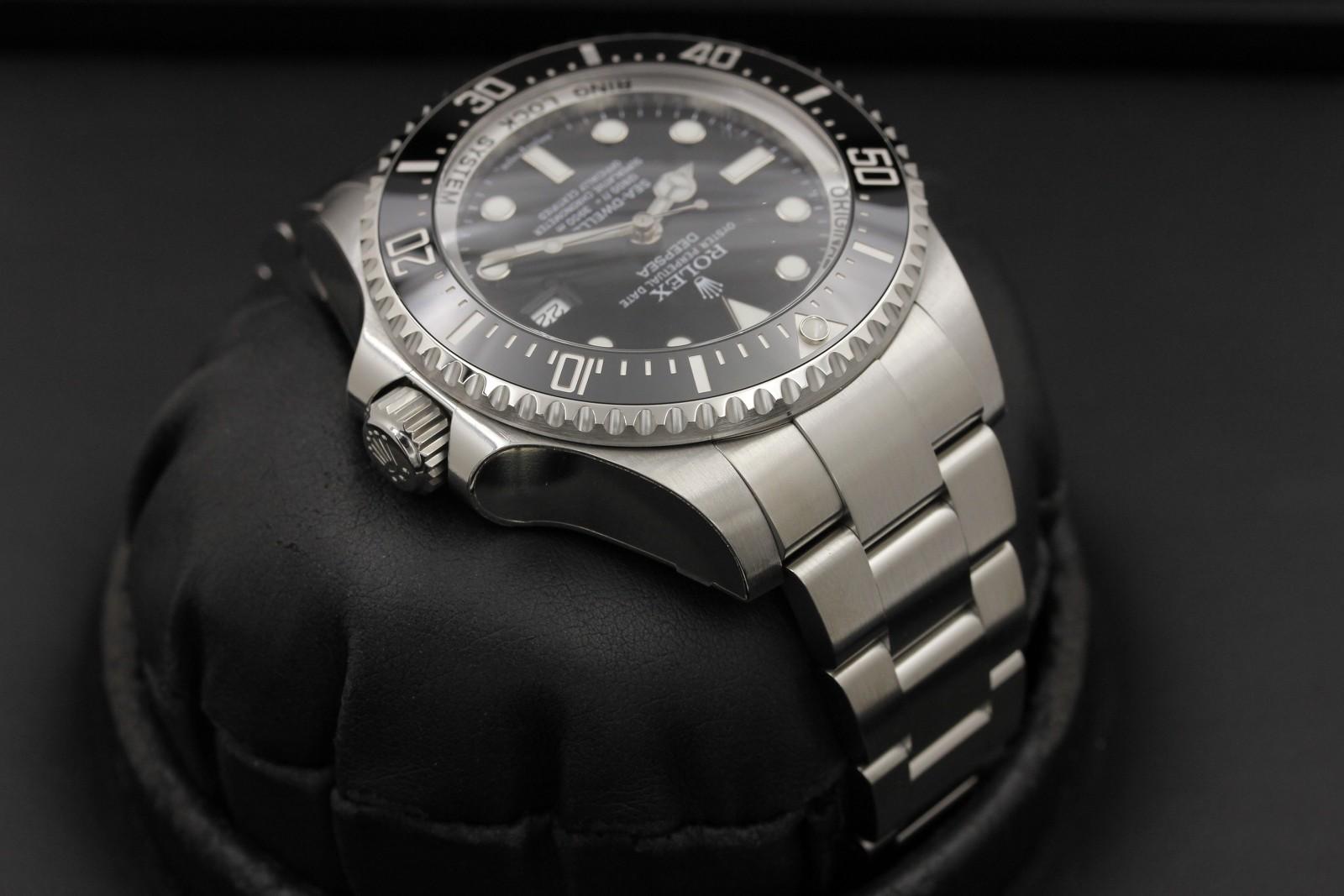 Watch Image 4