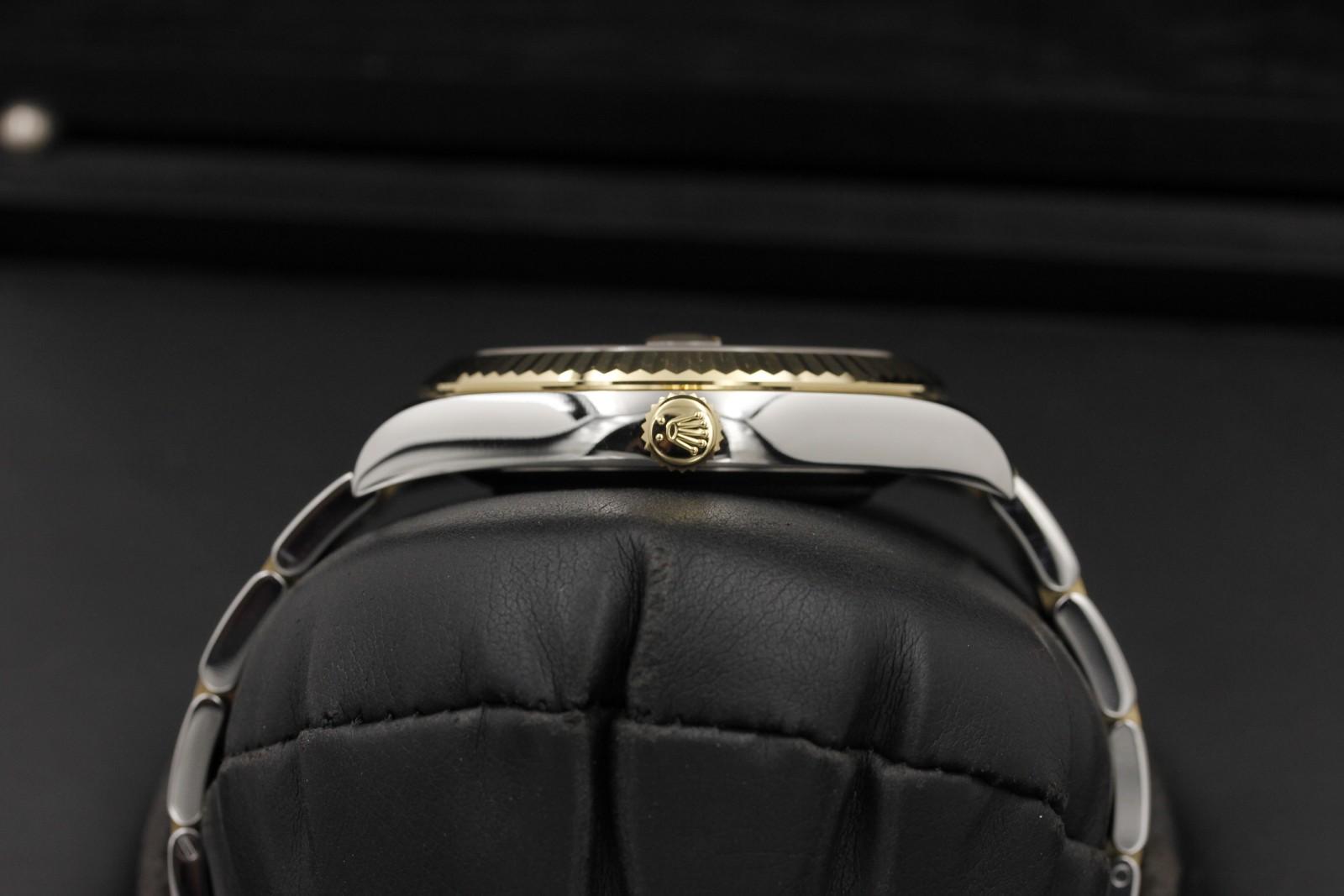 Watch Image 3