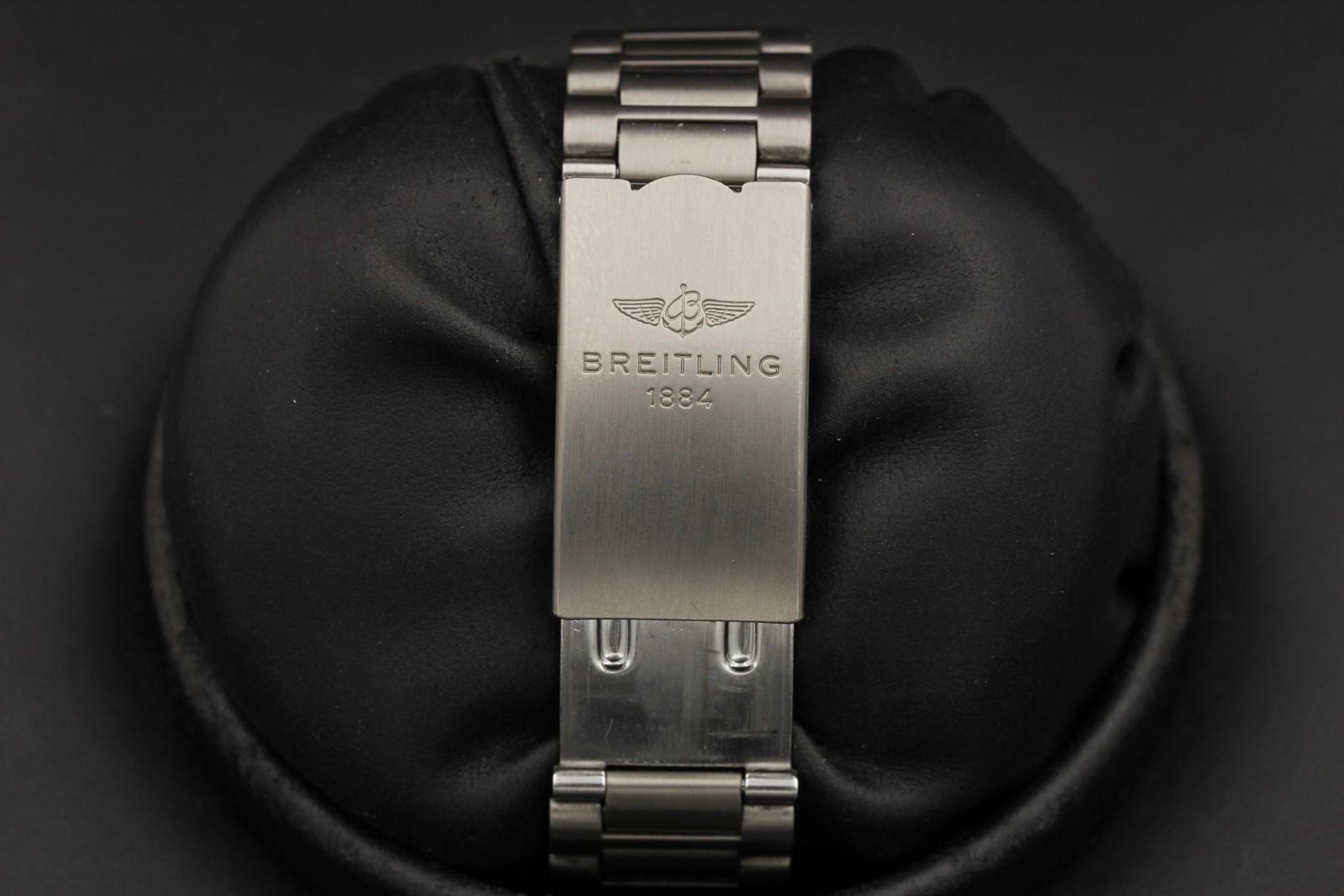 Watch Image 7