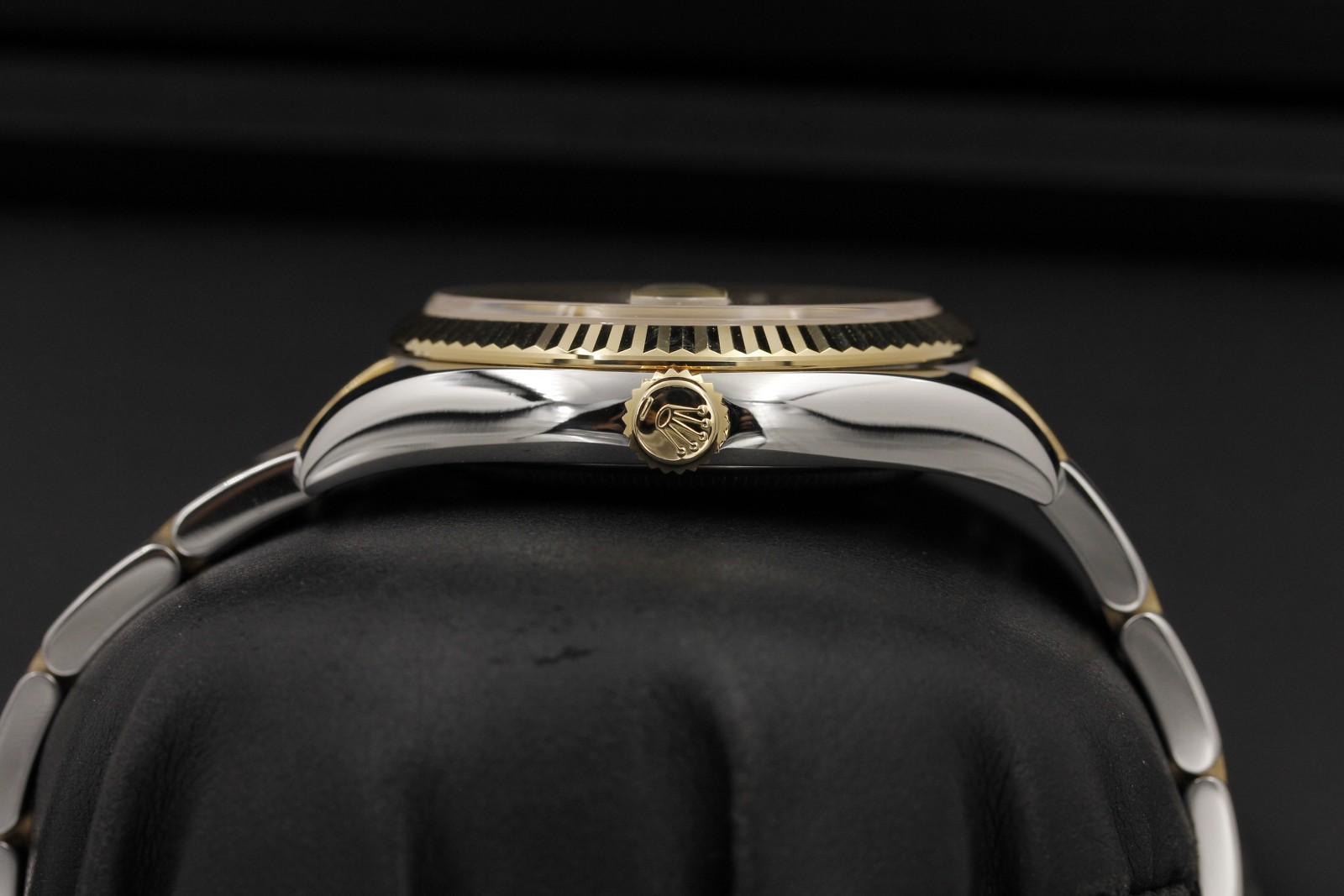 Watch Image 3