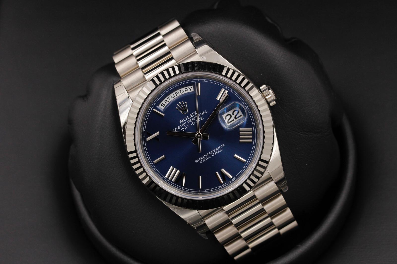Watch Image 9