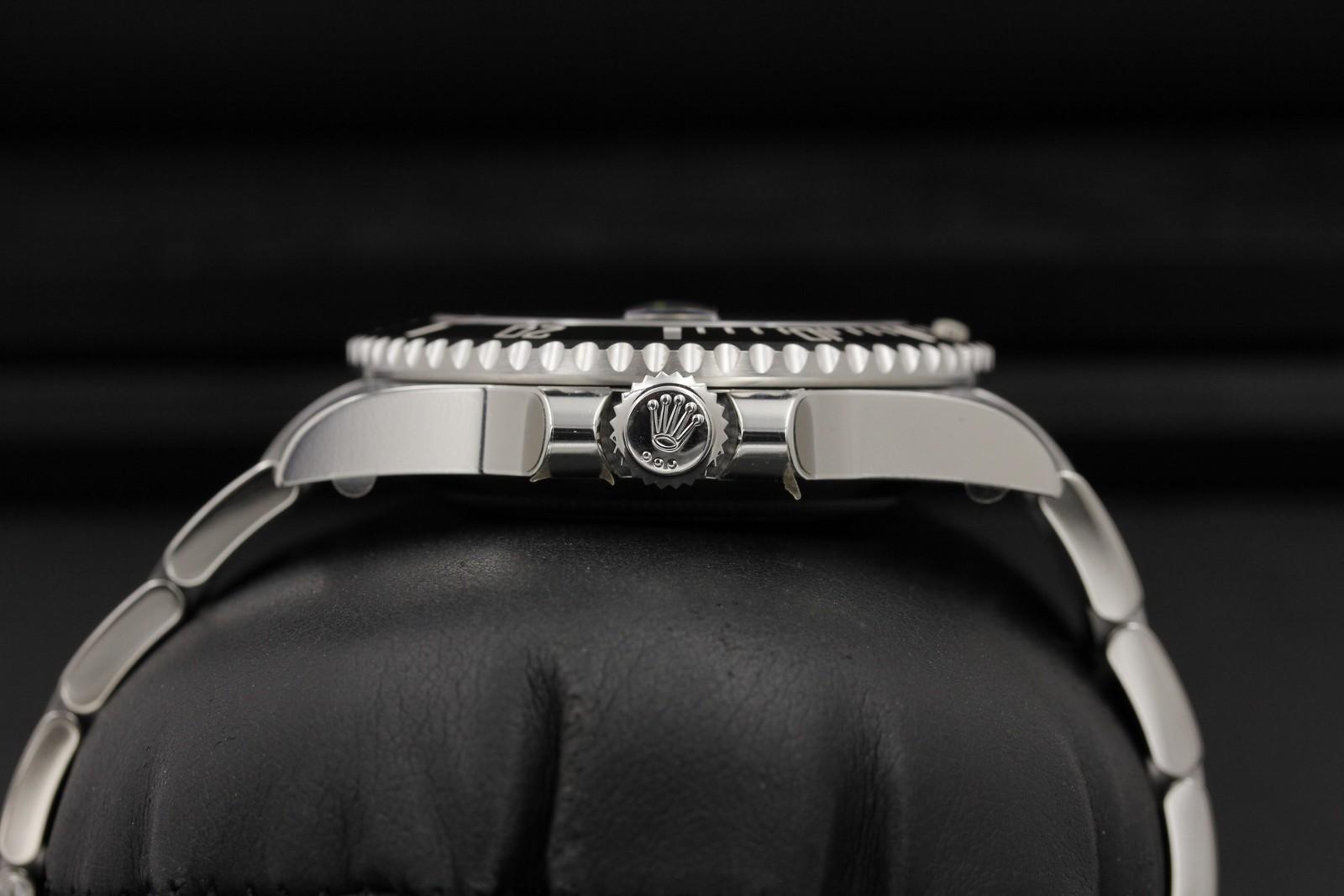 Watch Image 3