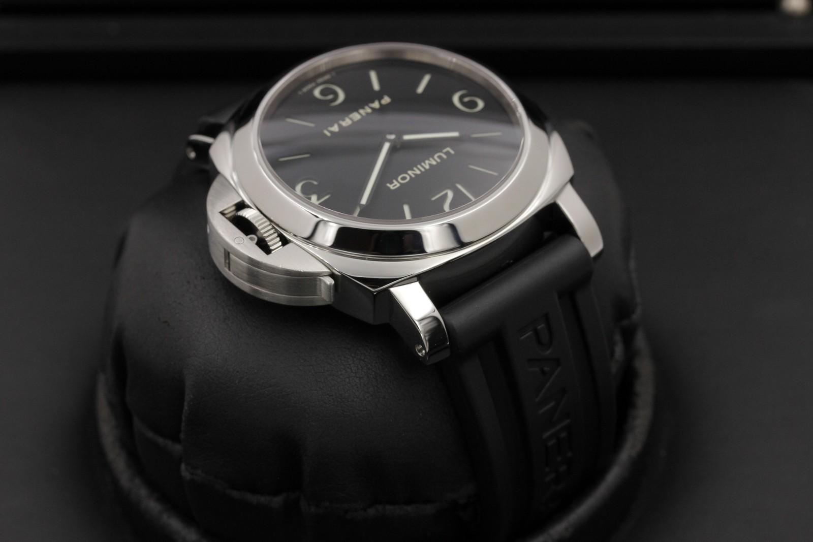 Watch Image 4