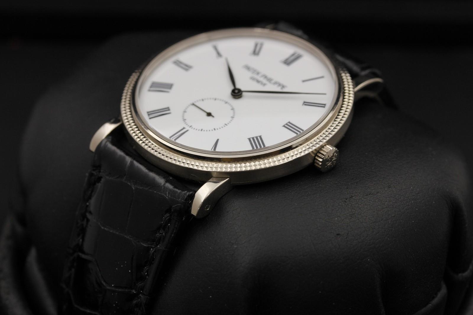 Watch Image 2