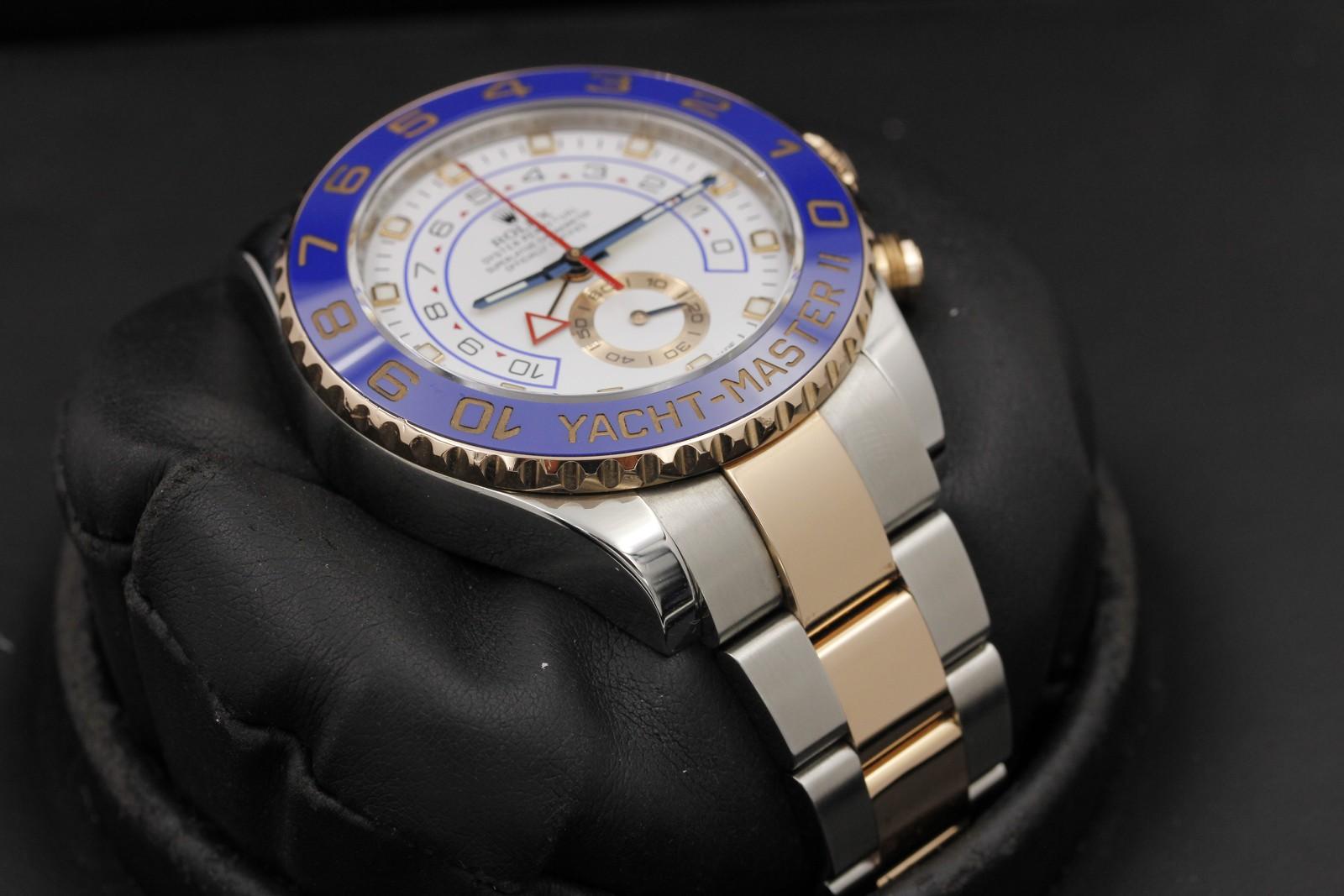 Watch Image 6