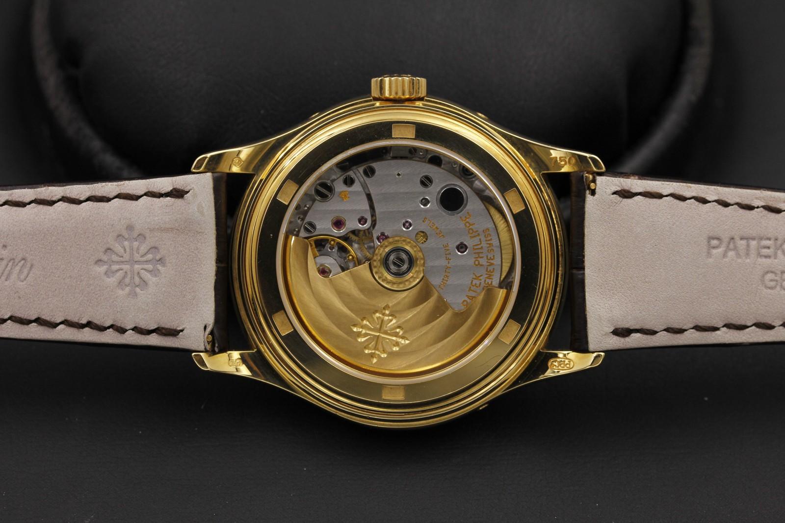 Watch Image 10