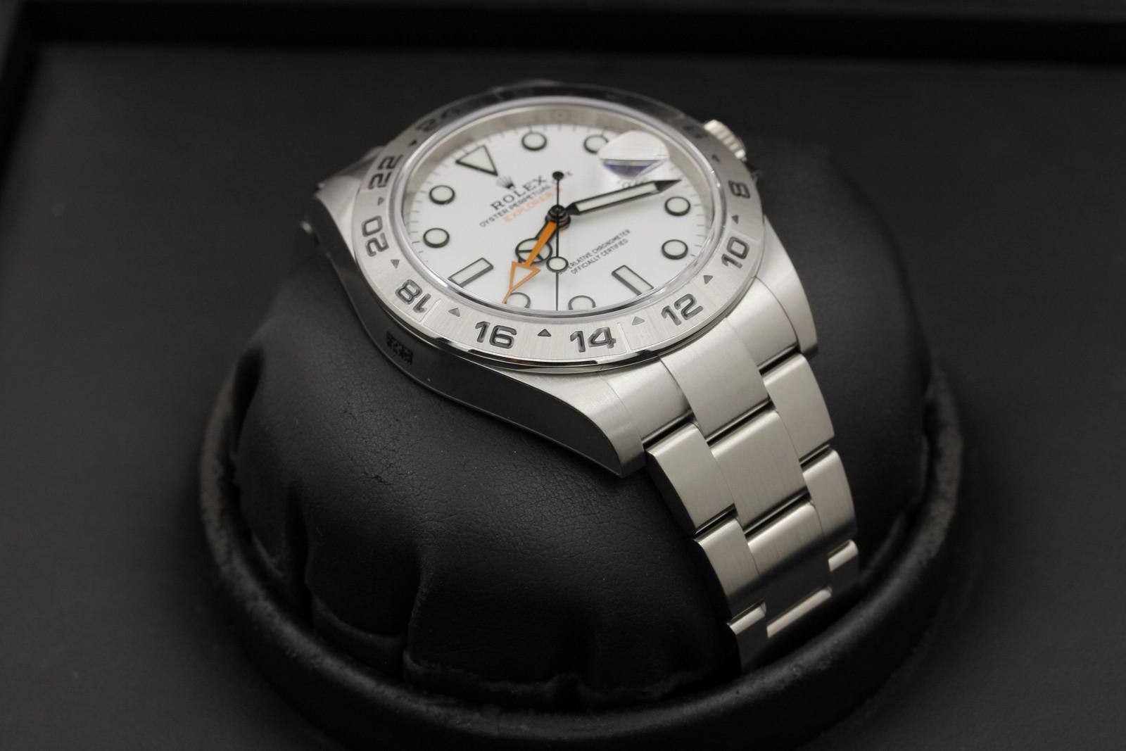 Watch Image 6