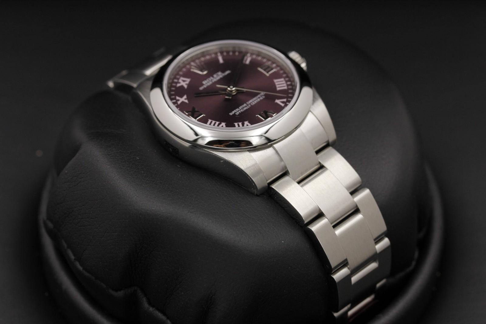 Watch Image 6
