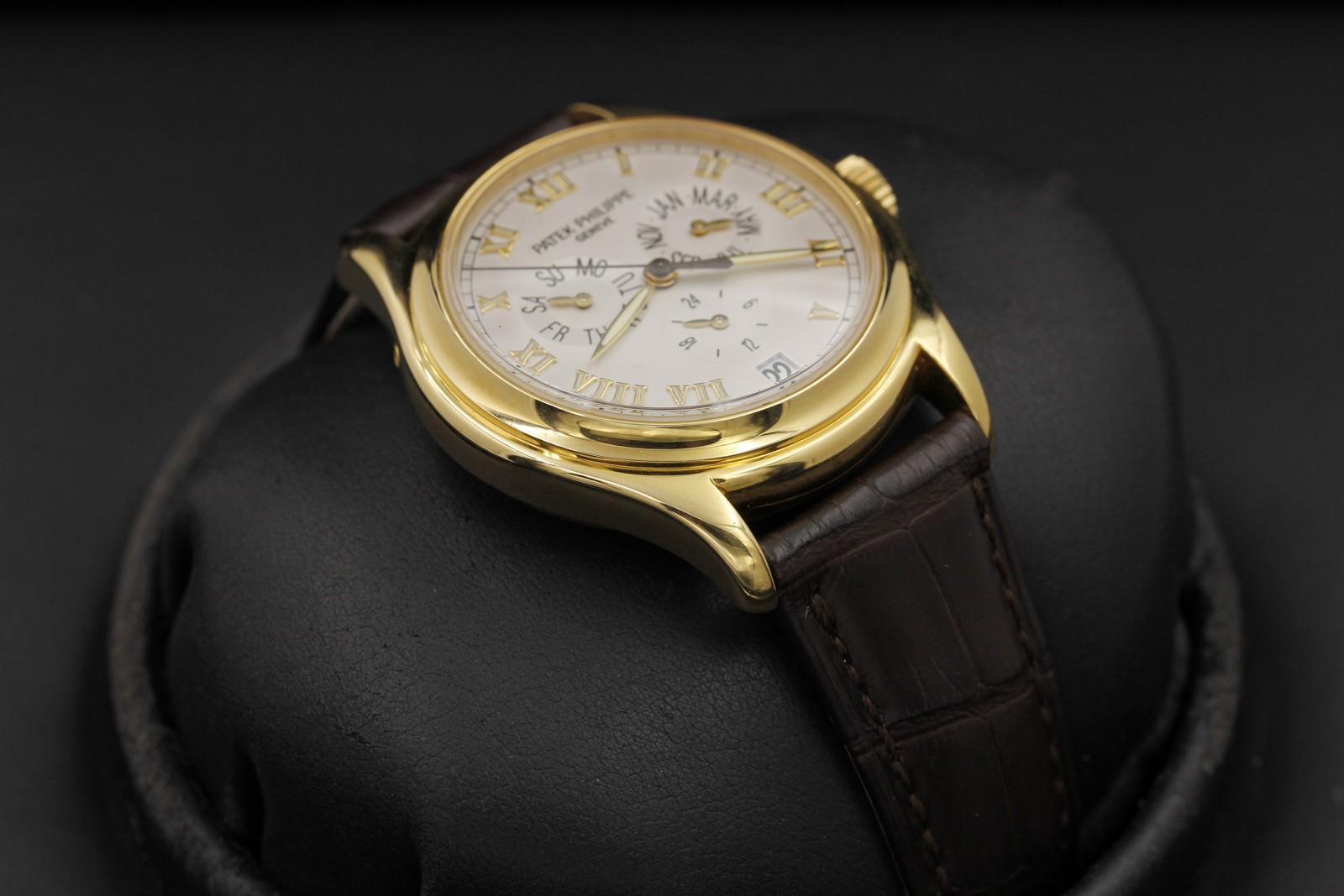 Watch Image 6