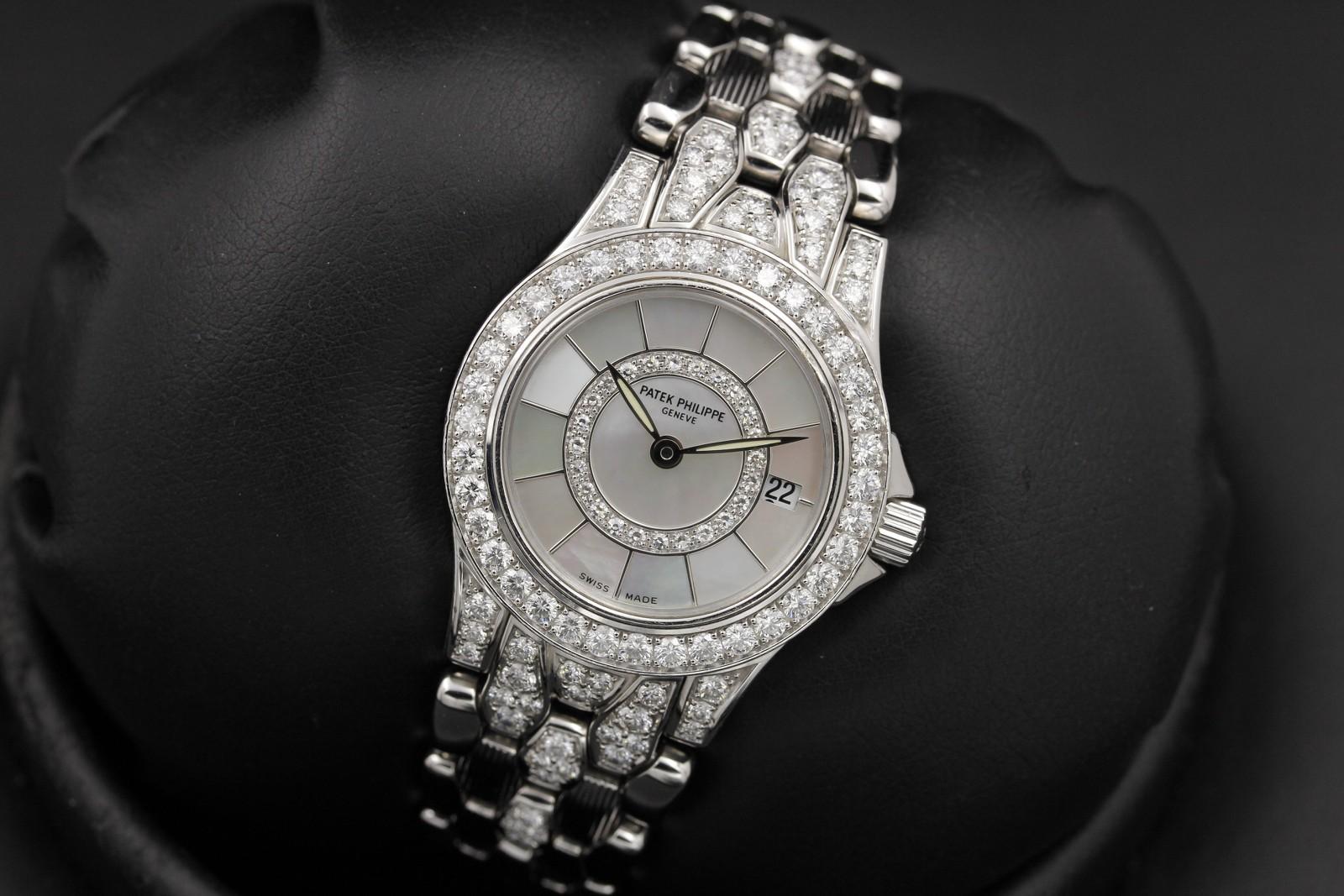 Watch Image 10